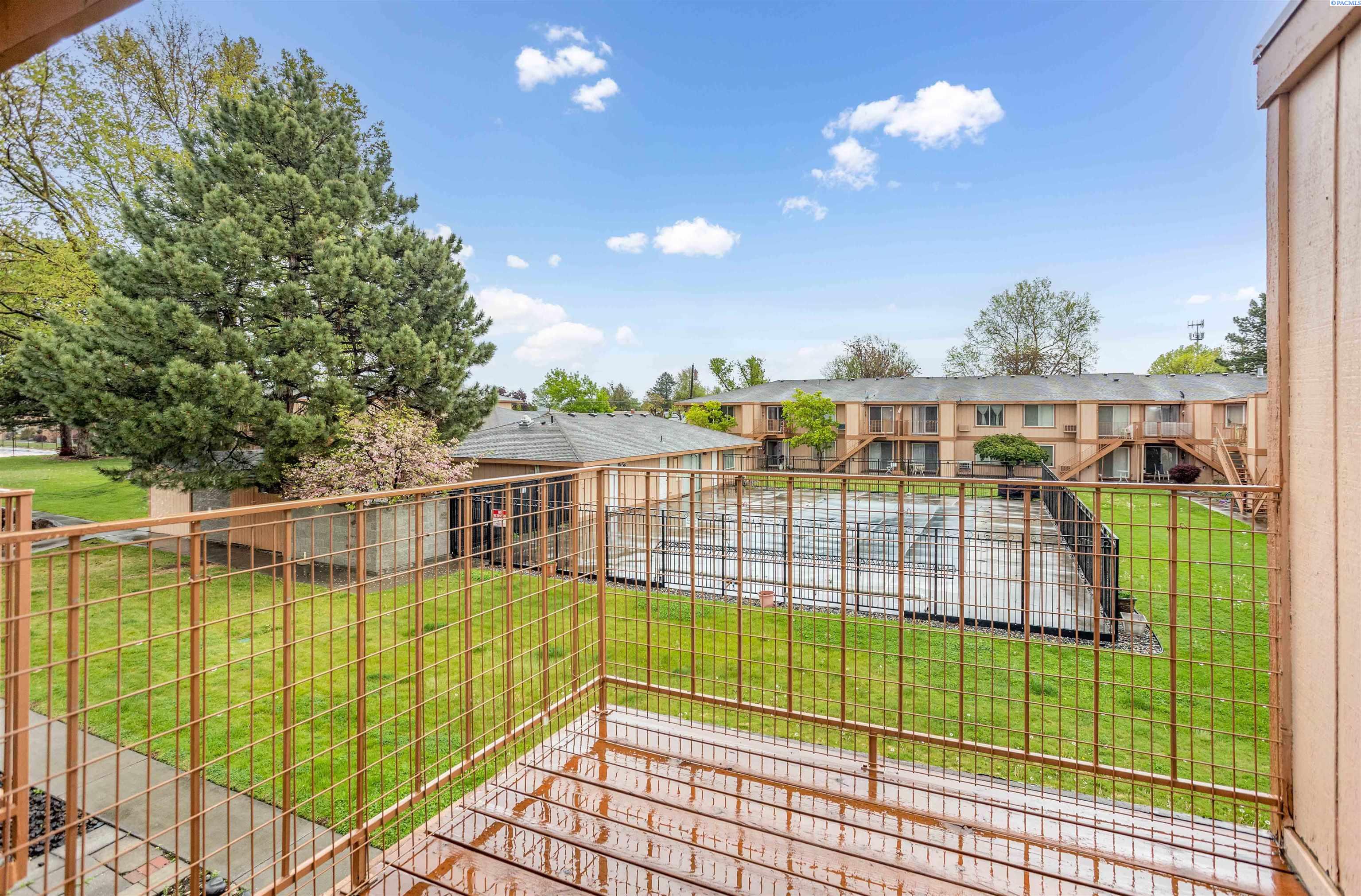 3121 W Hood Avenue G-204