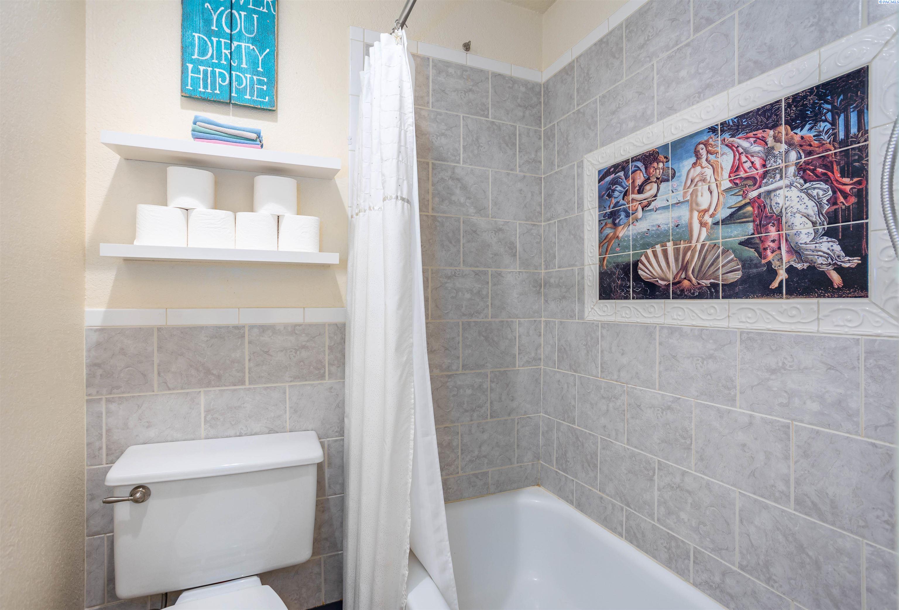 3121 W Hood Avenue G-204