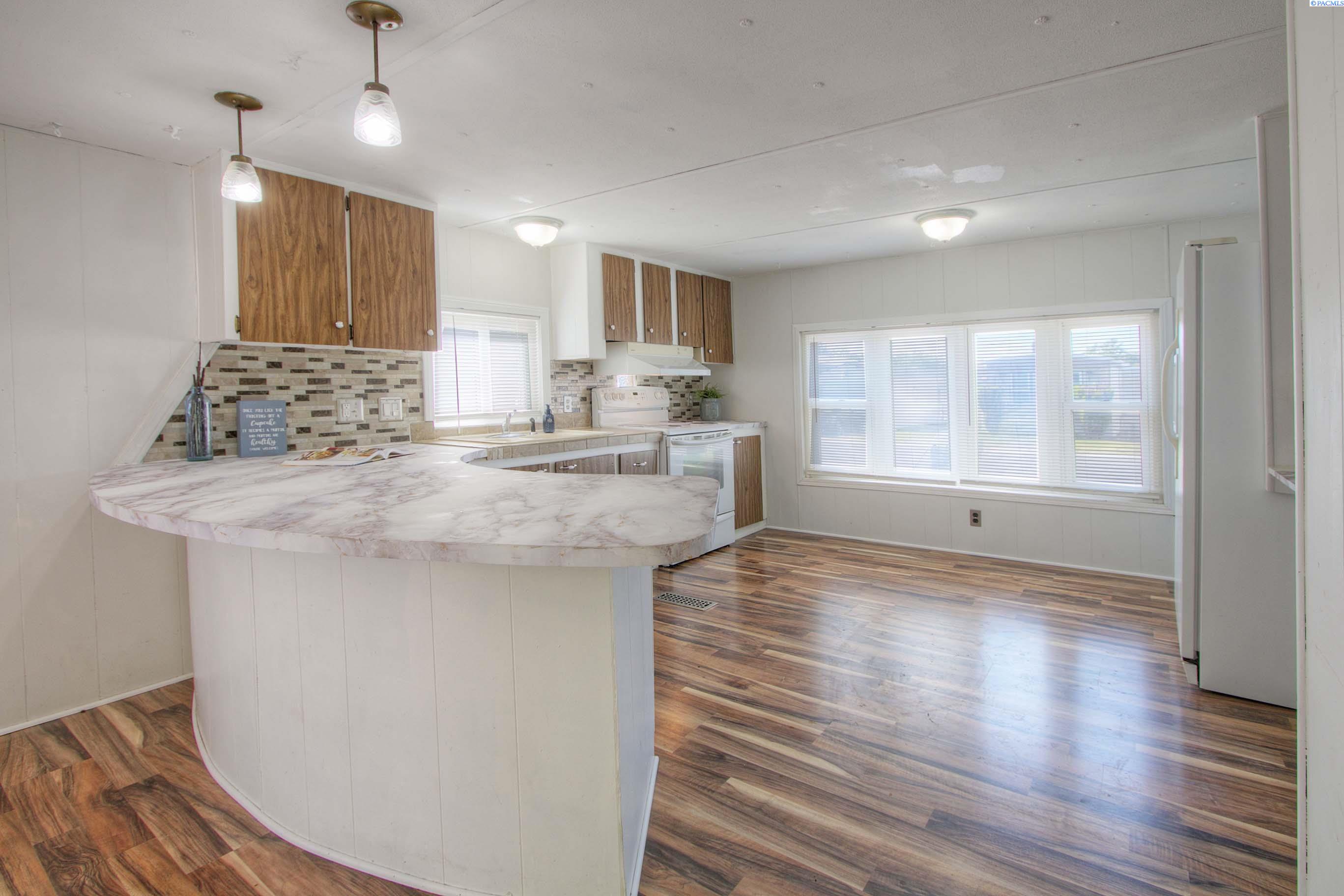 2105 N Steptoe Trlr #27