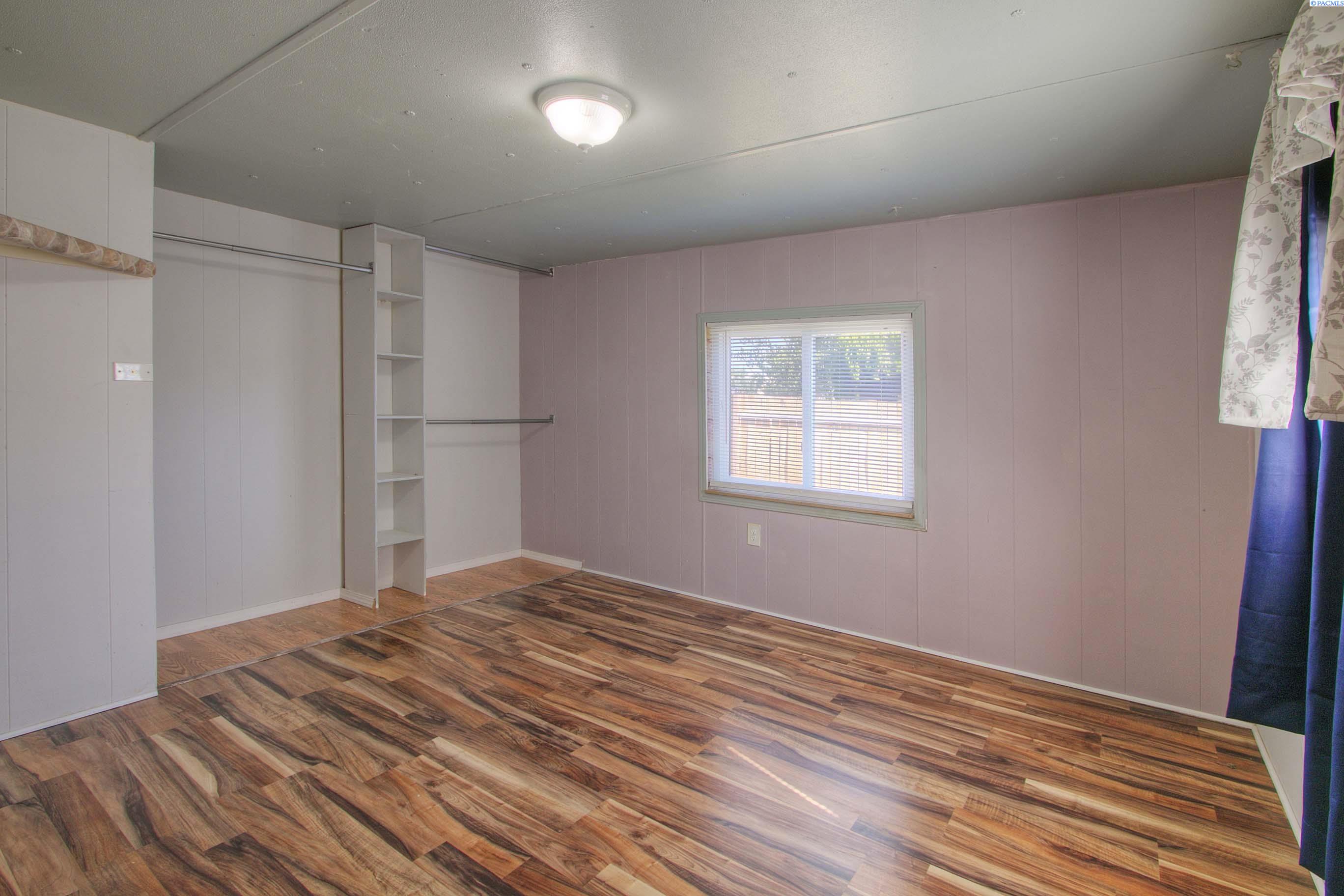 2105 N Steptoe Trlr #27