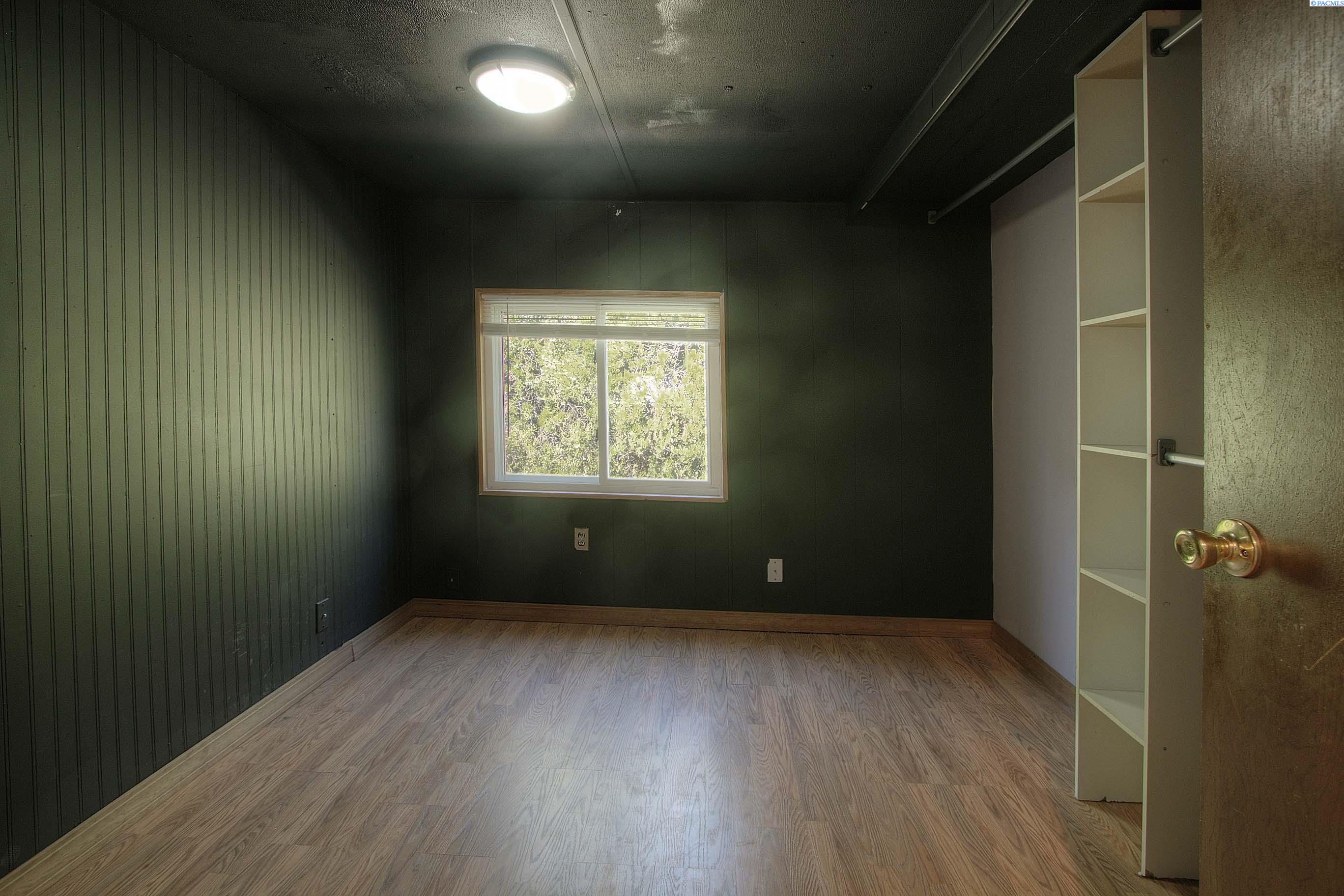 2105 N Steptoe Trlr #27