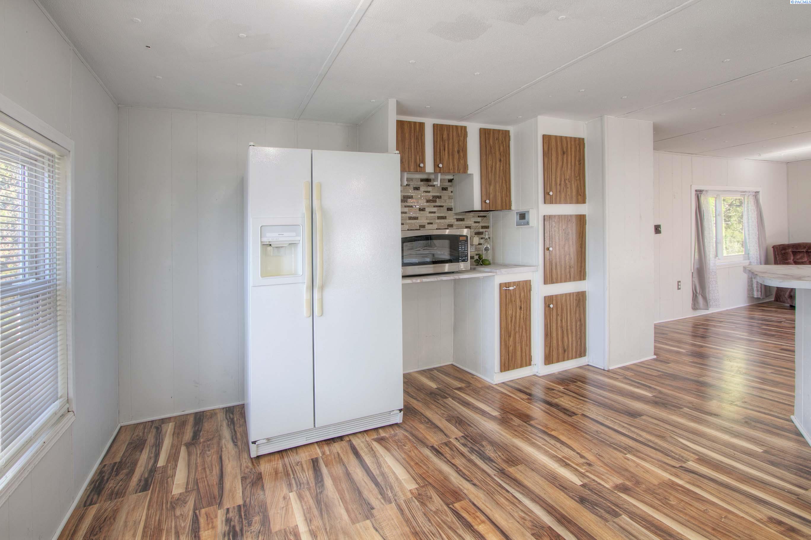 2105 N Steptoe Trlr #27