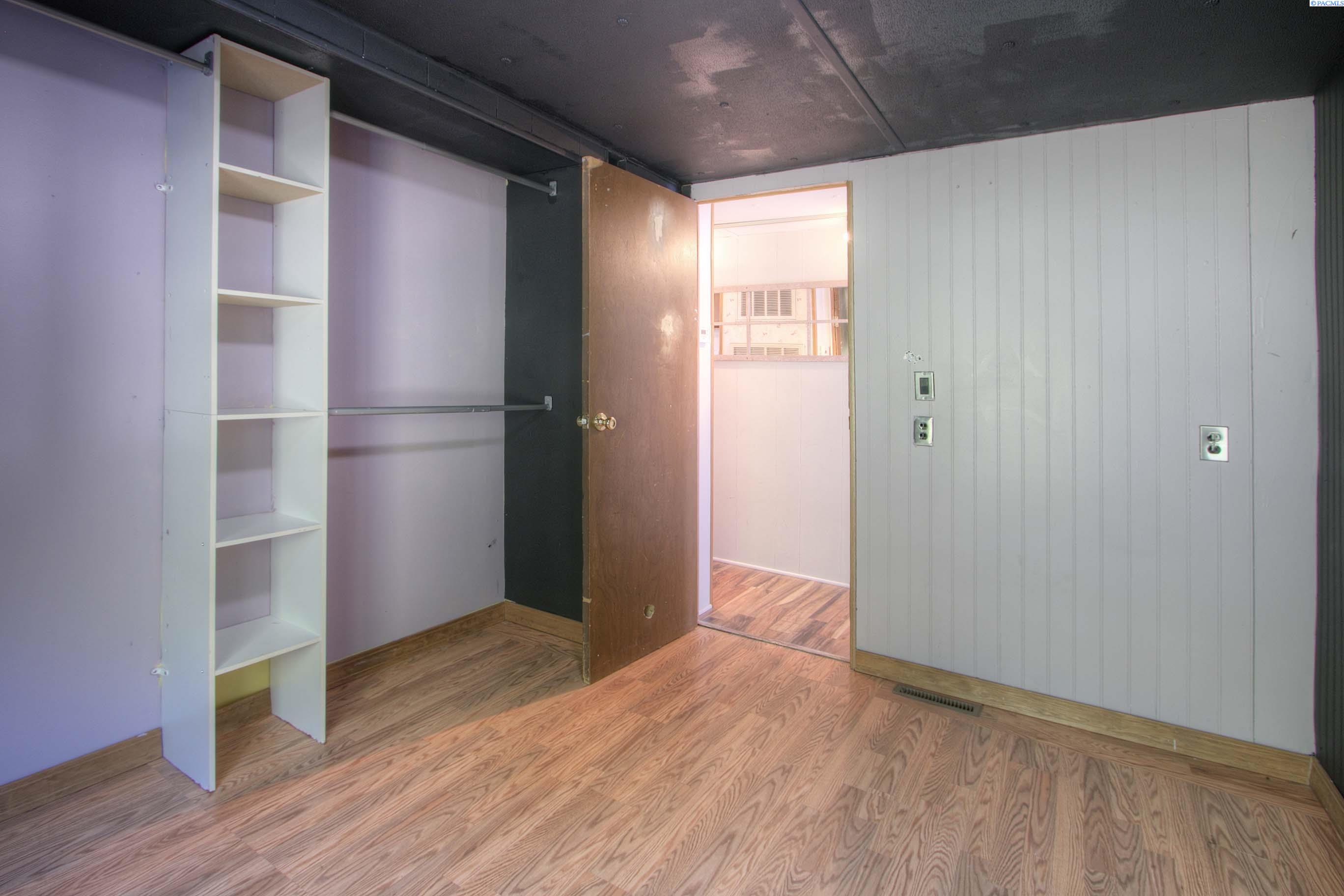 2105 N Steptoe Trlr #27