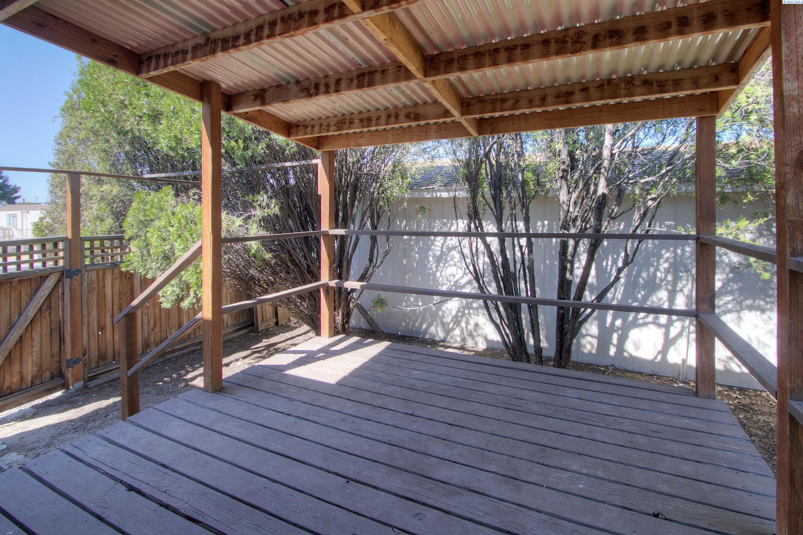 2105 N Steptoe Trlr #27