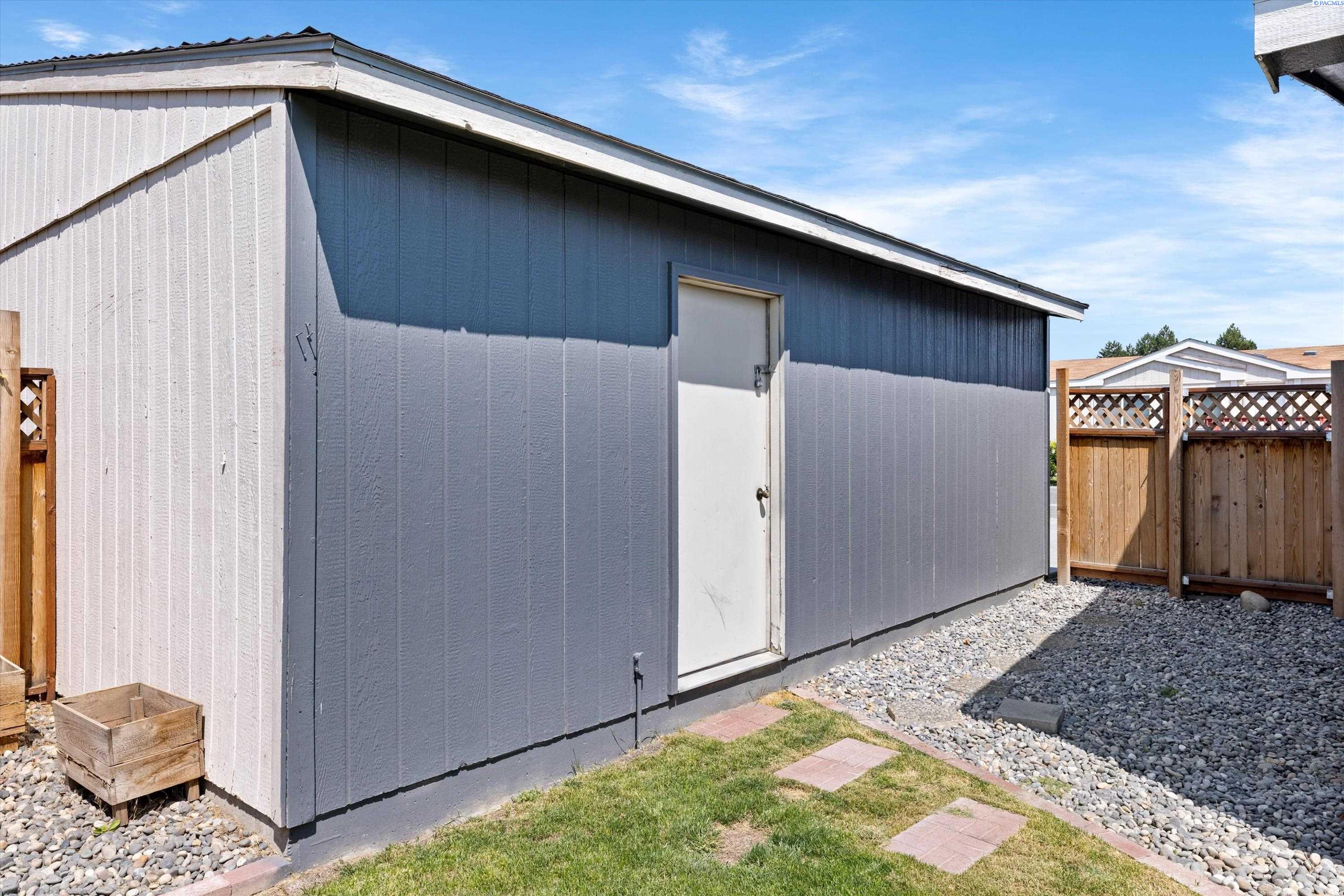 2105 N Steptoe St #66