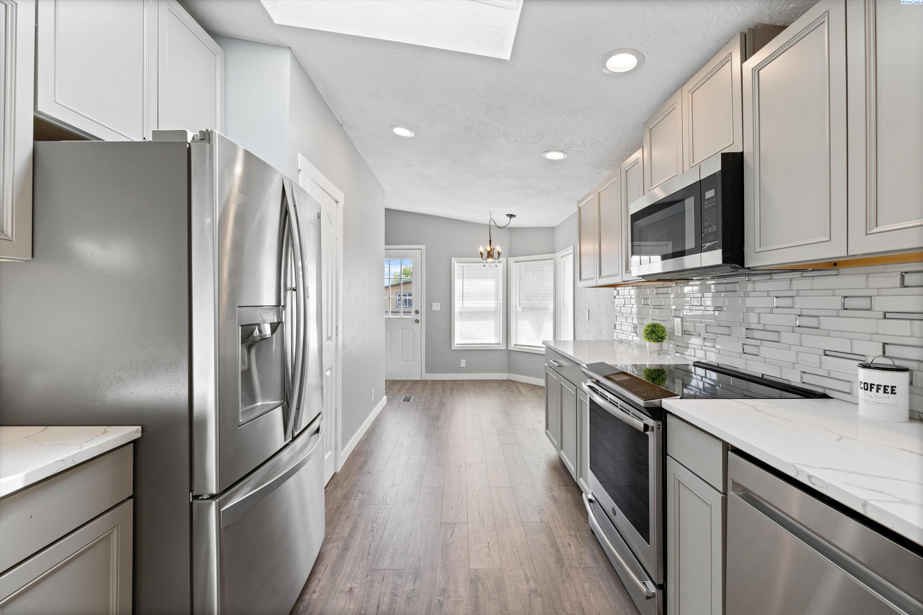 2105 N Steptoe St #66