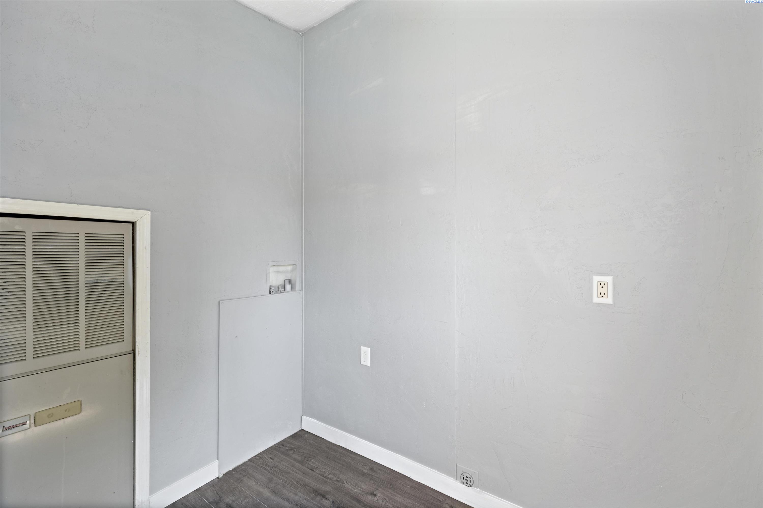 2105 N Steptoe St #66