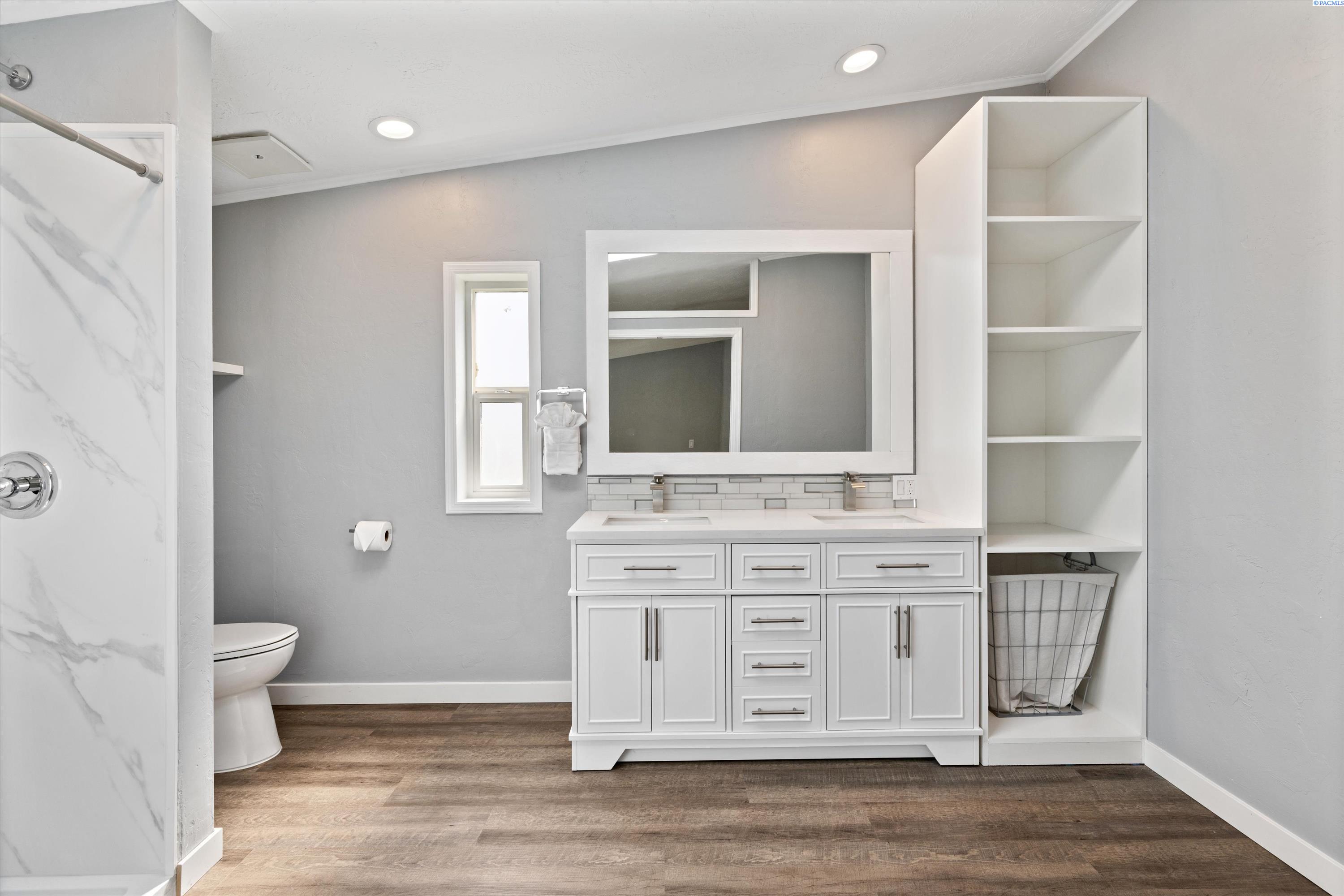 2105 N Steptoe St #66