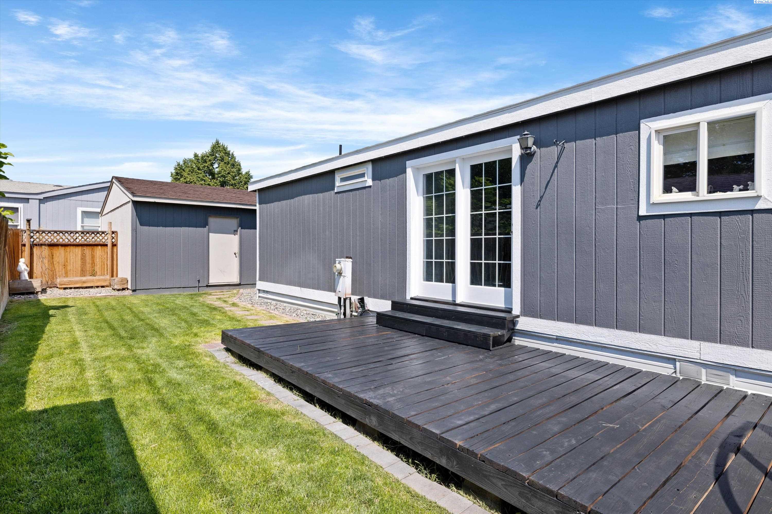 2105 N Steptoe St #66