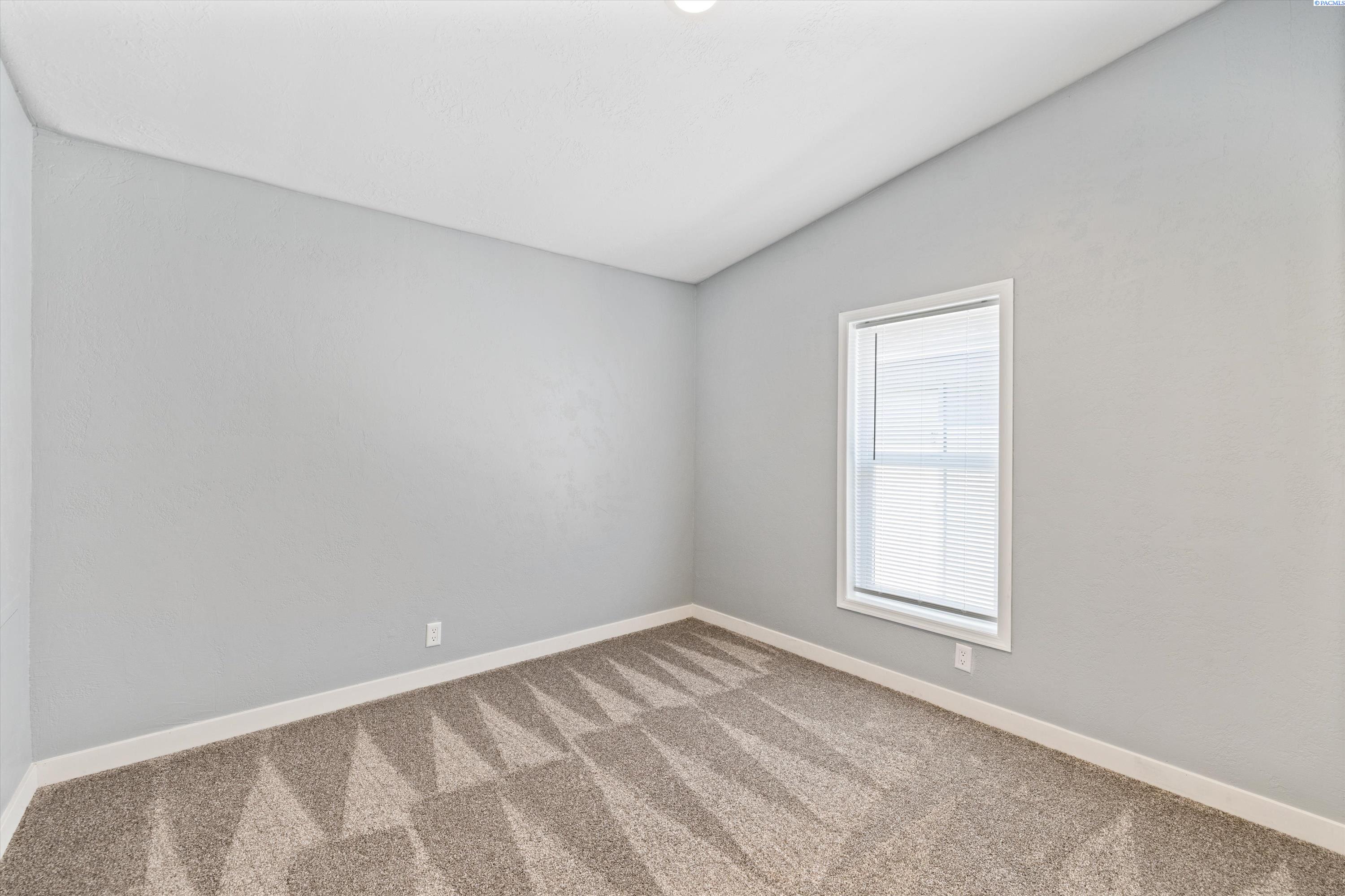 2105 N Steptoe St #66