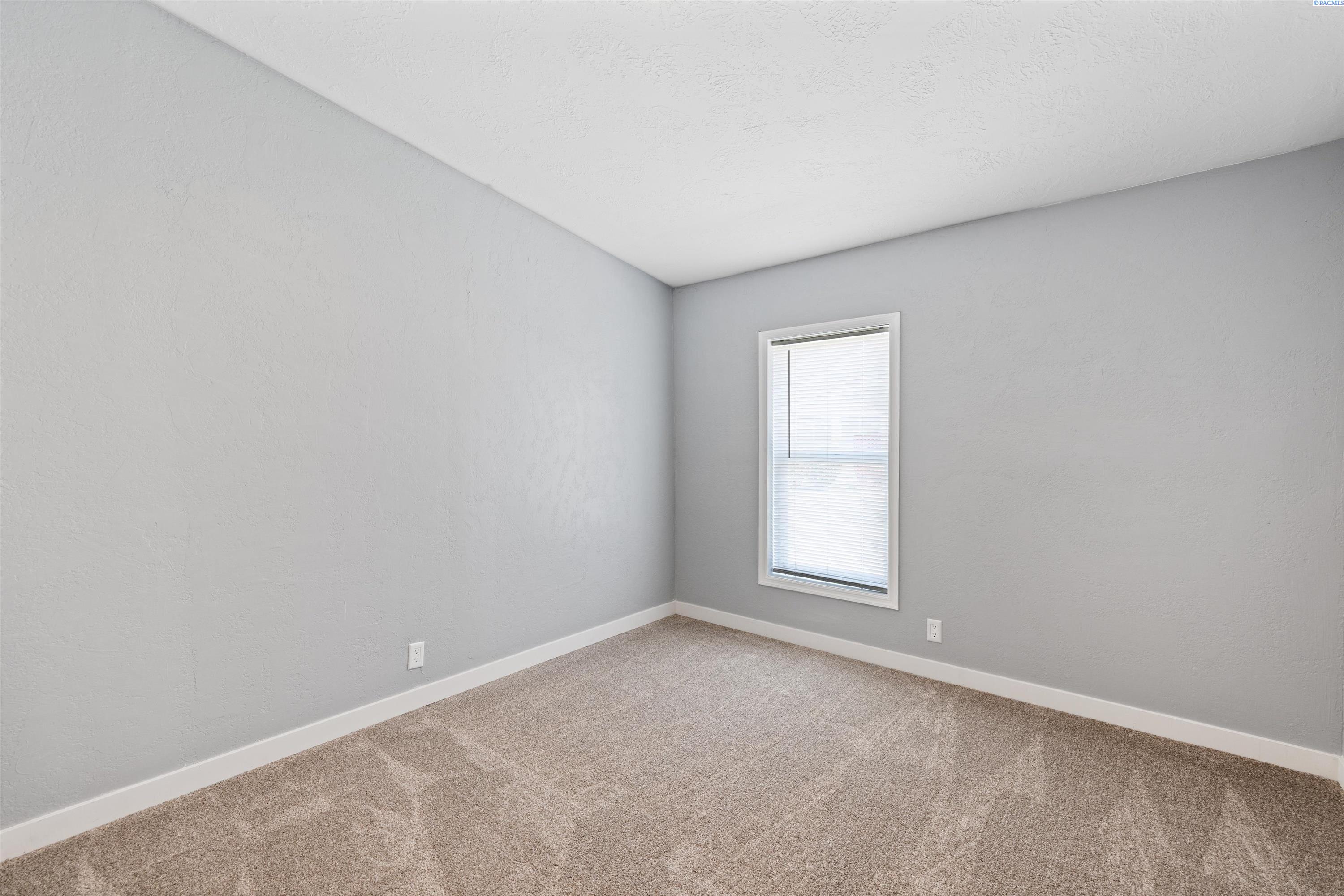 2105 N Steptoe St #66