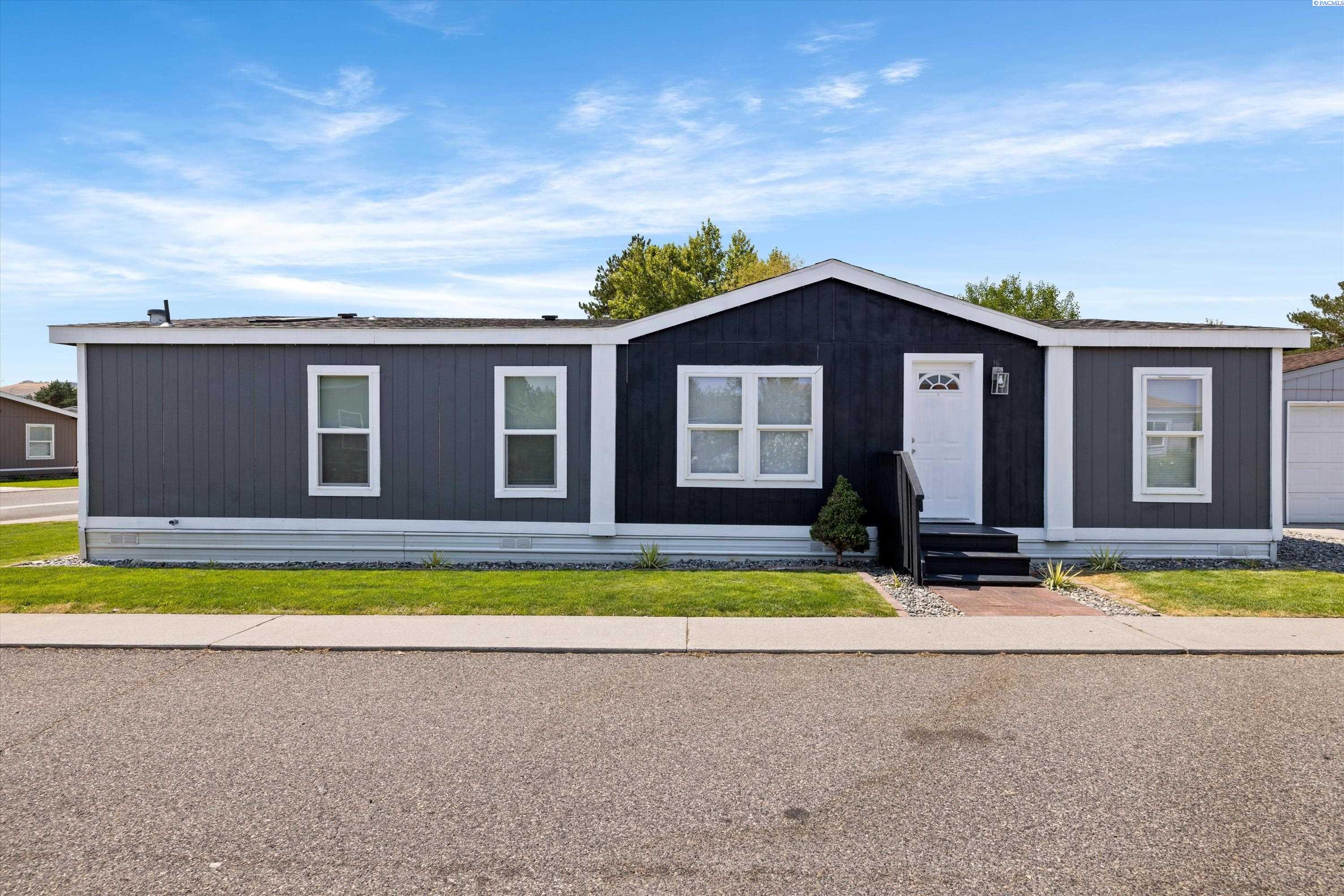 2105 N Steptoe St #66