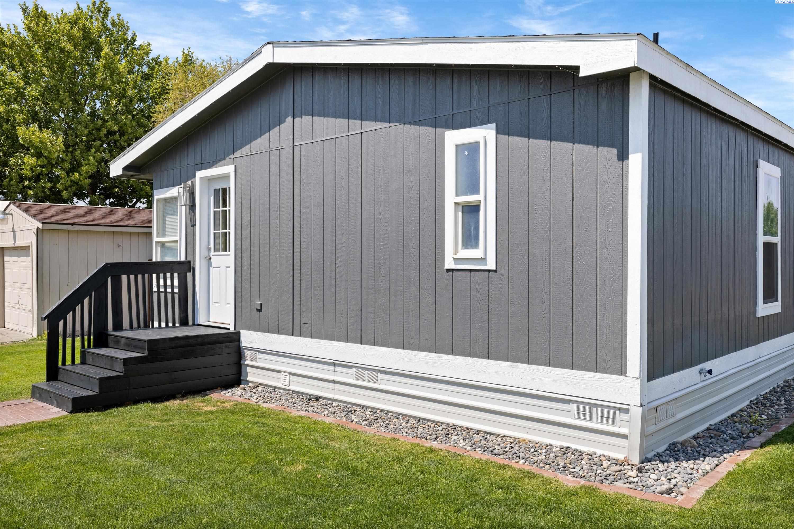 2105 N Steptoe St #66