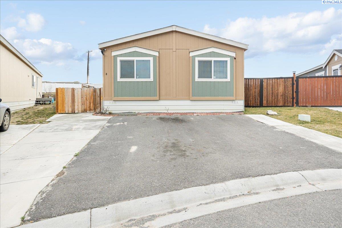 200802 E Game Farm Rd. Unit: #8