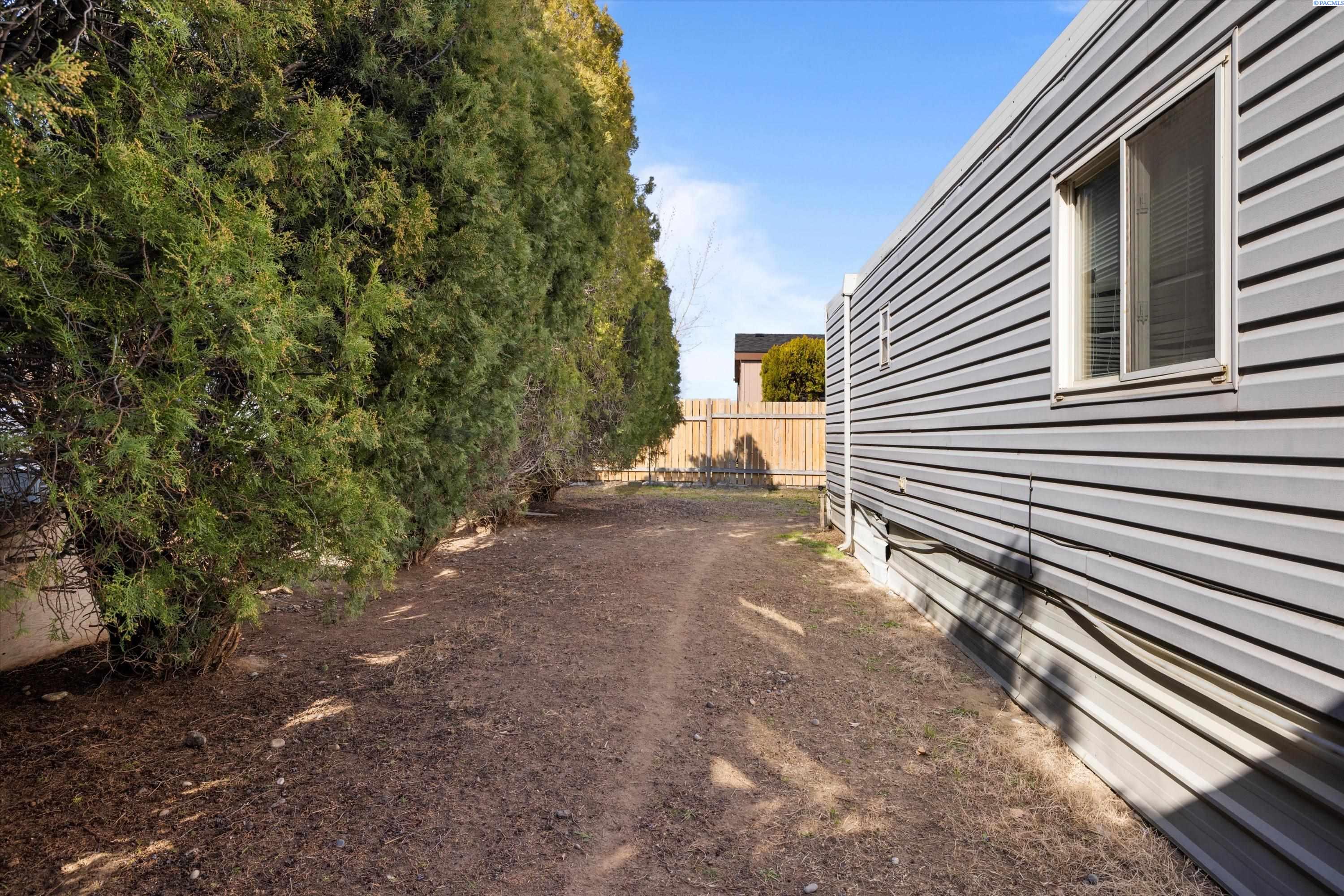 2105 N Steptoe St Trlr 27