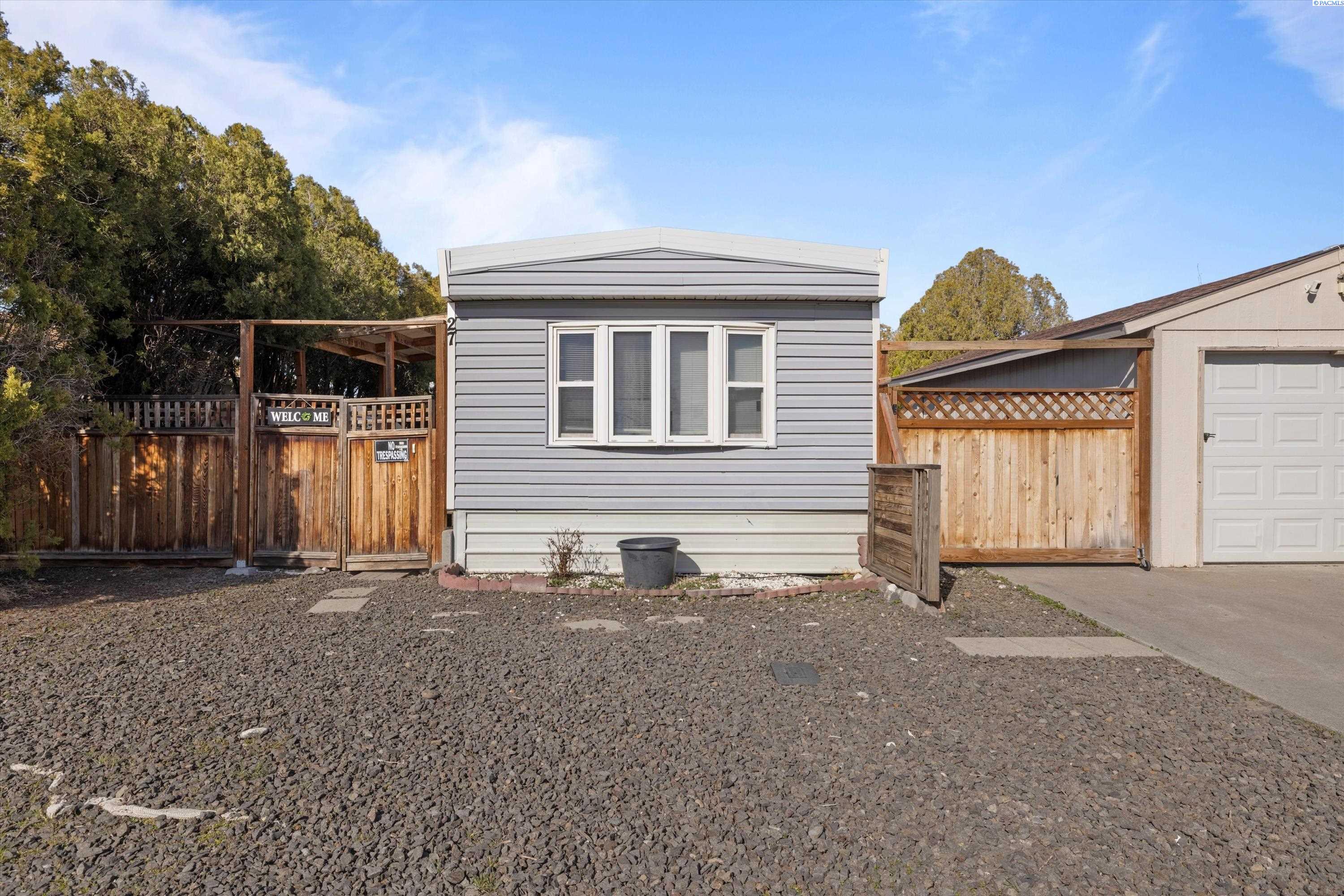 2105 N Steptoe St Trlr 27