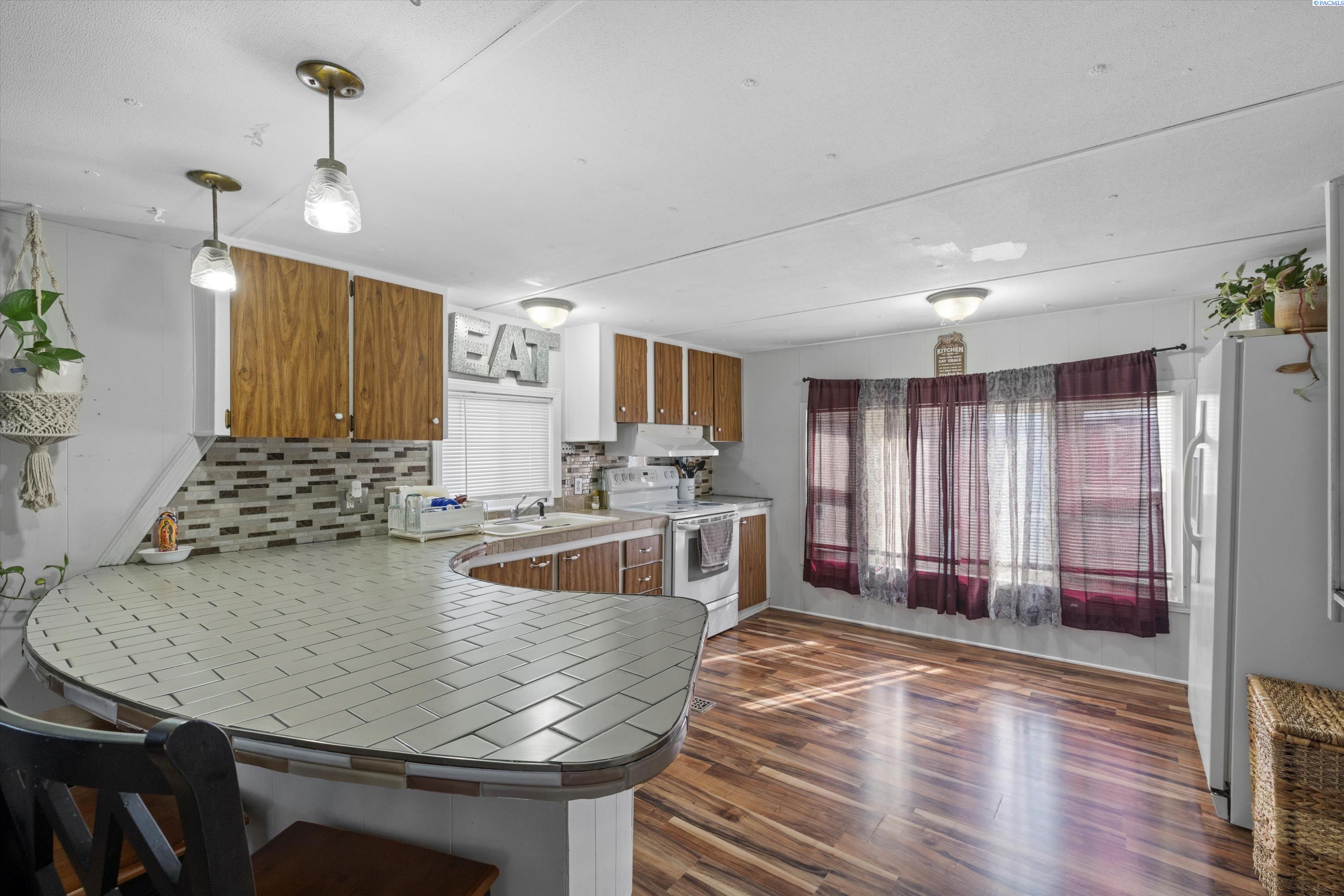 2105 N Steptoe St Trlr 27