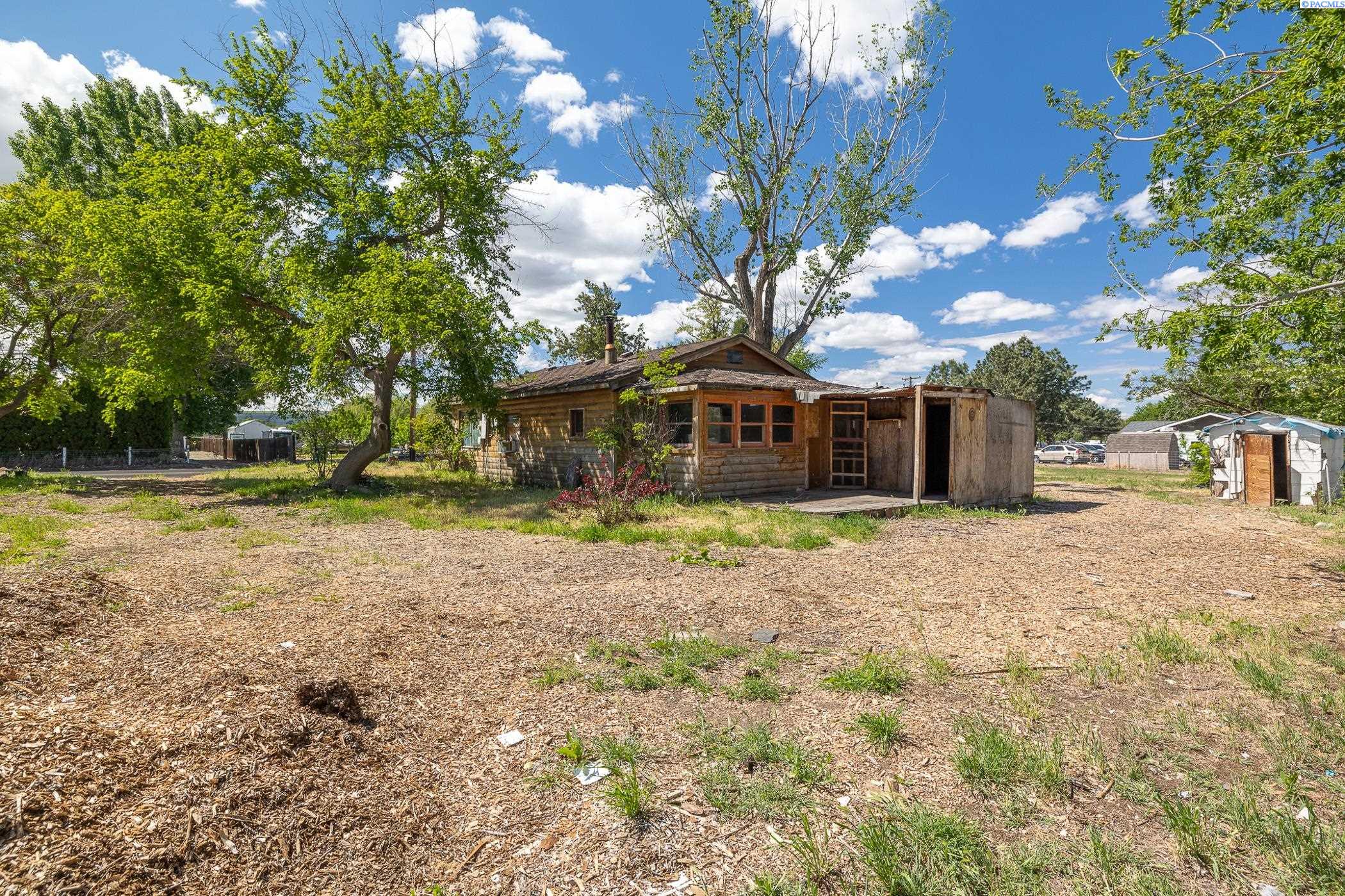 216706 E Bryson Brown Rd