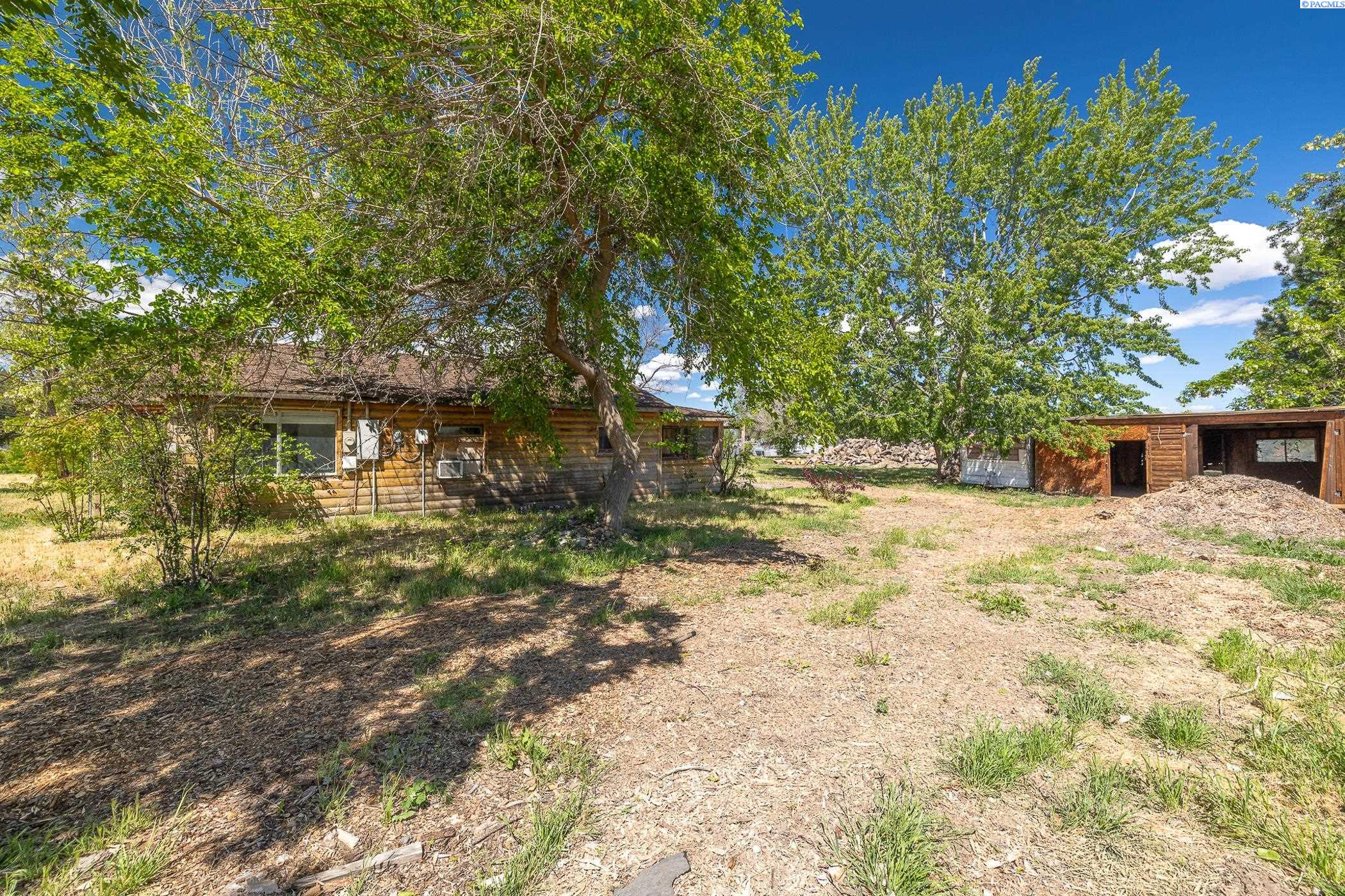 216706 E Bryson Brown Rd