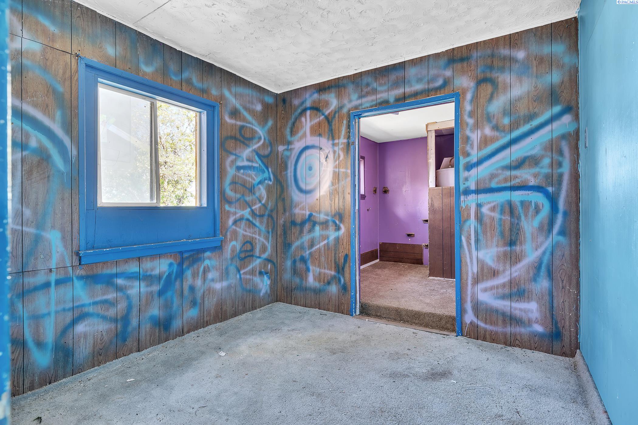 216706 E Bryson Brown Rd