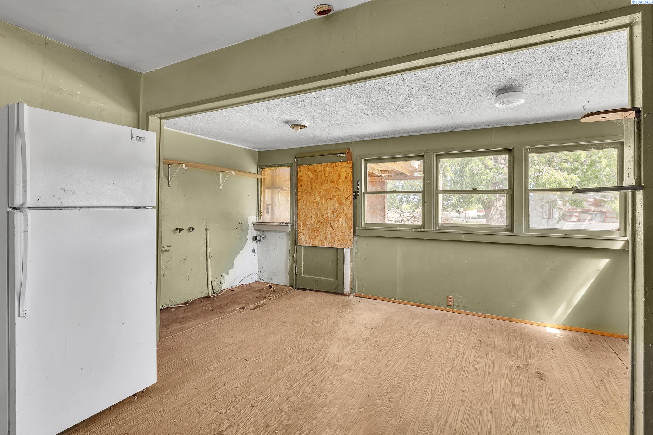 216706 E Bryson Brown Rd