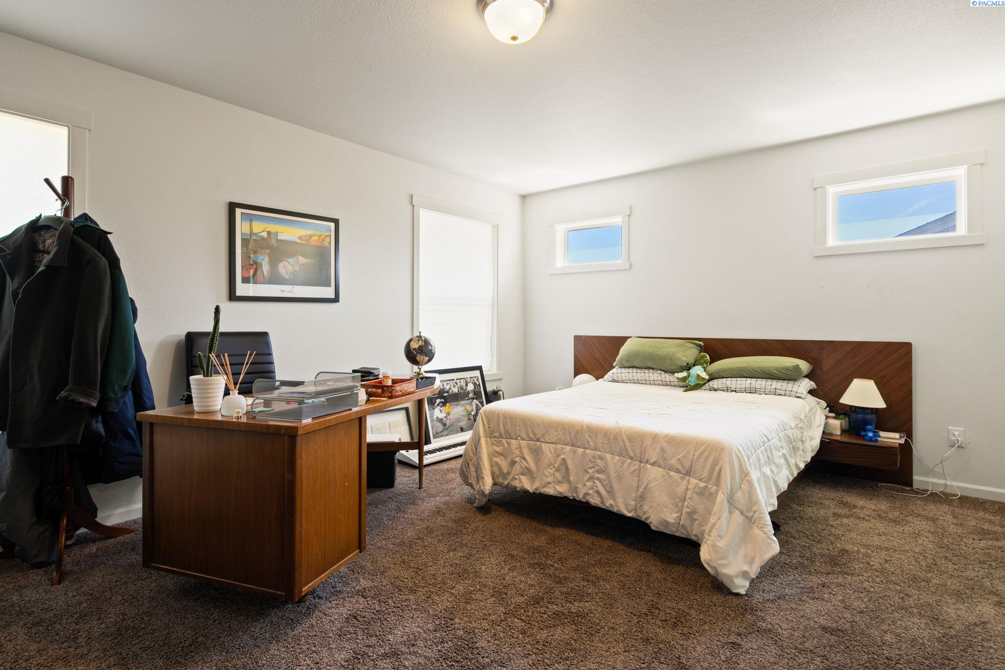 5215 Nashville Drive