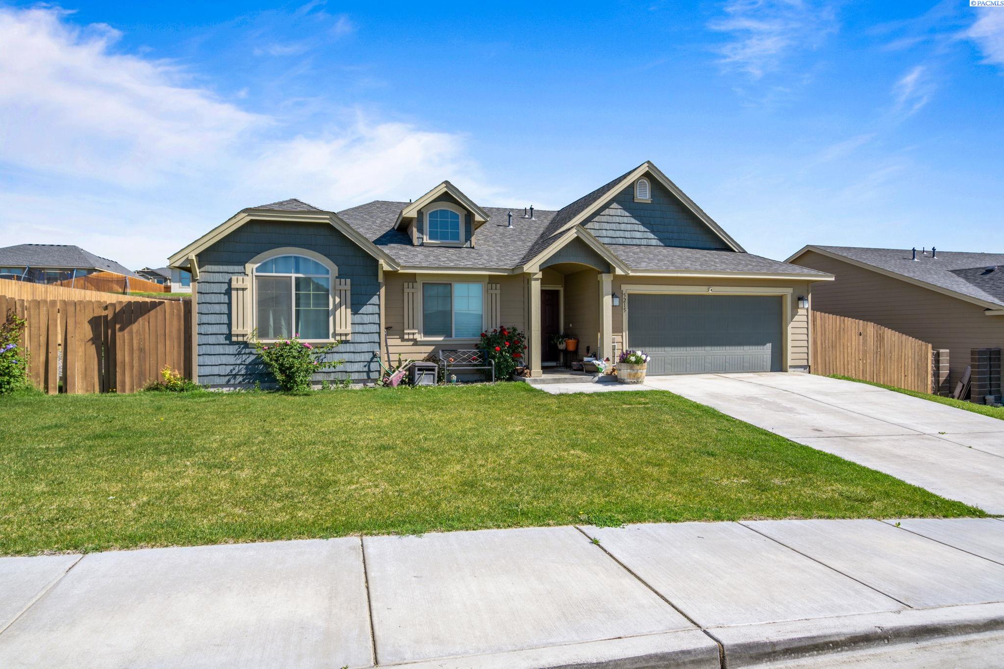 5215 Nashville Drive