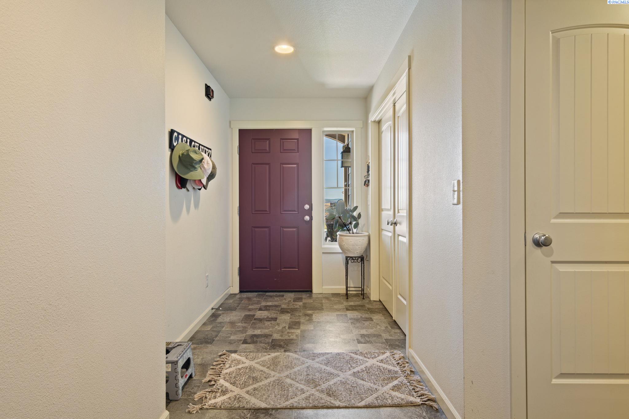 5215 Nashville Drive