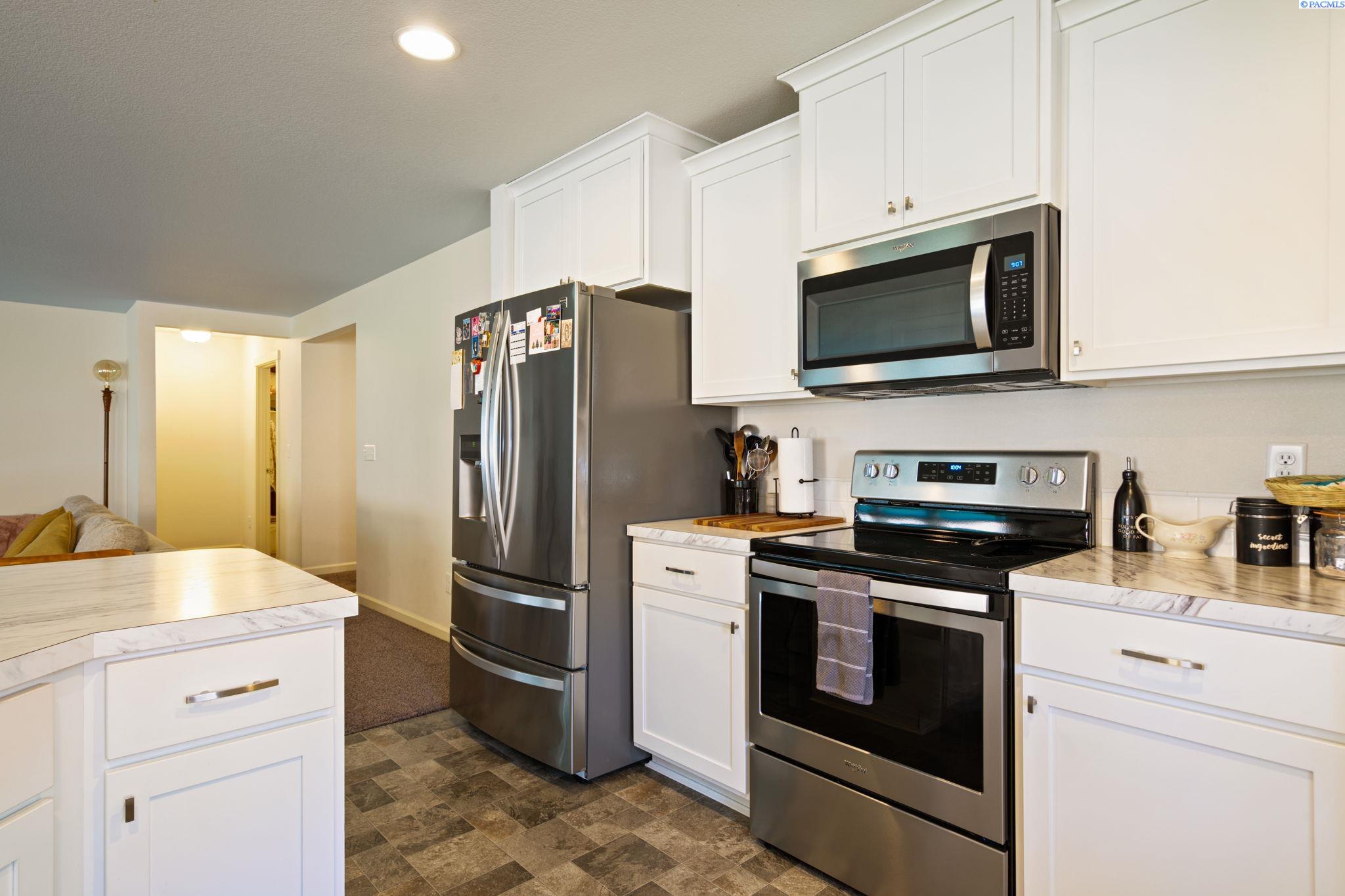 5215 Nashville Drive