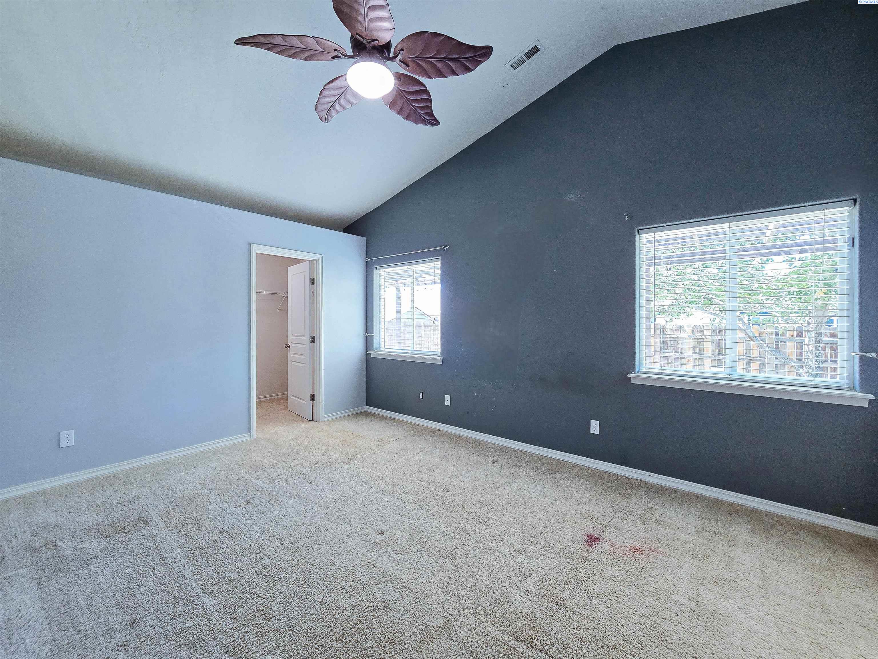 5720 Washougal Lane