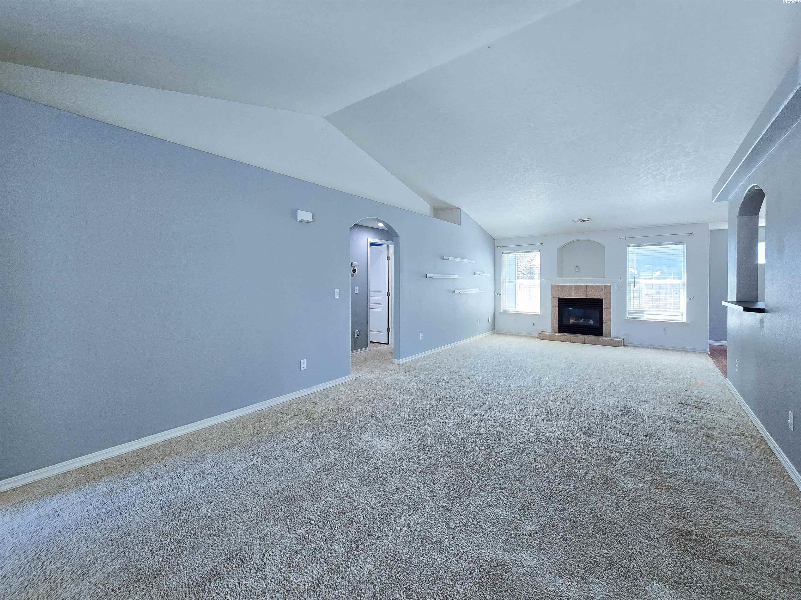 5720 Washougal Lane