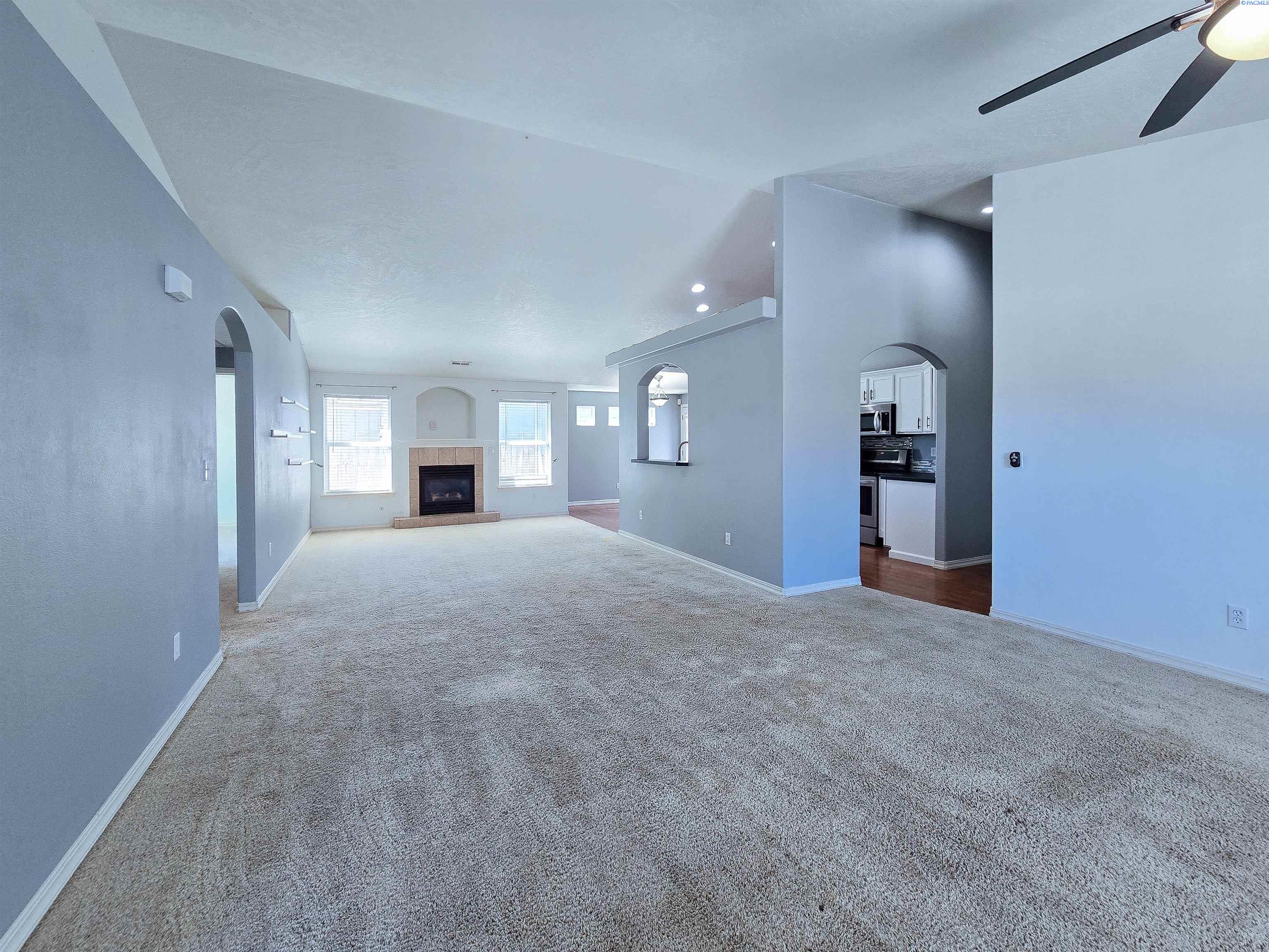 5720 Washougal Lane
