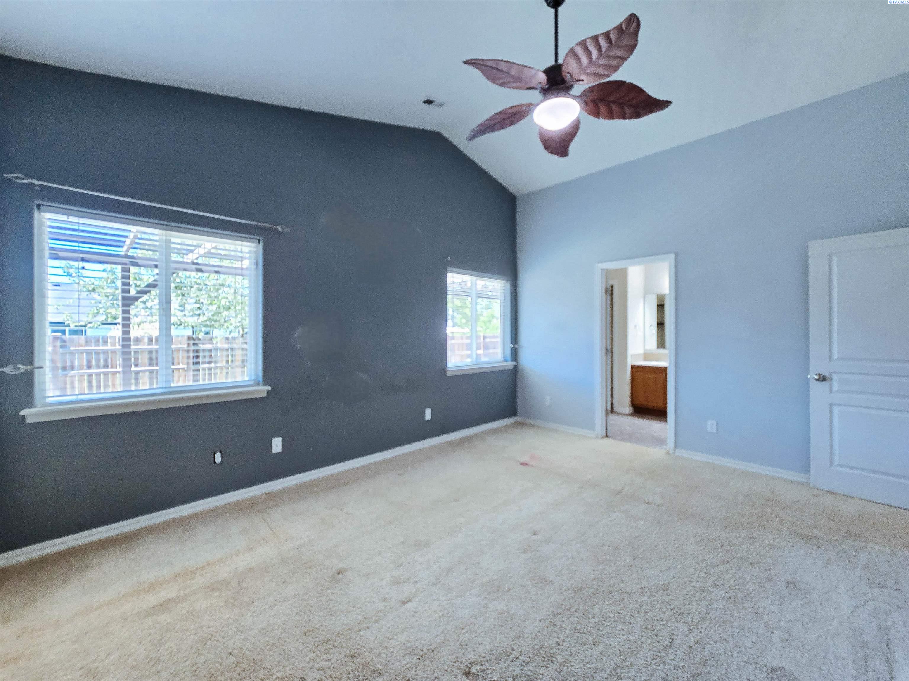 5720 Washougal Lane
