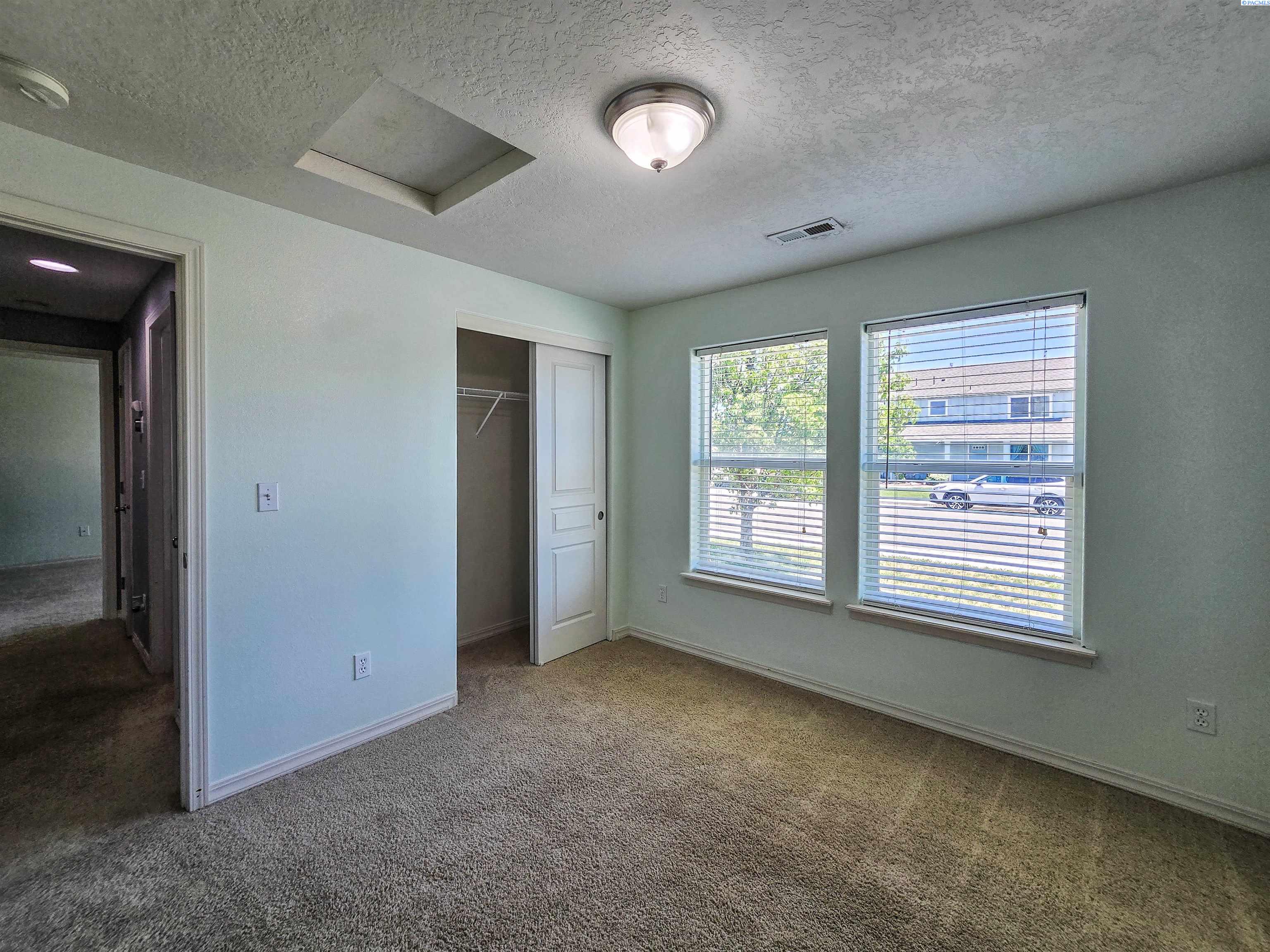5720 Washougal Lane