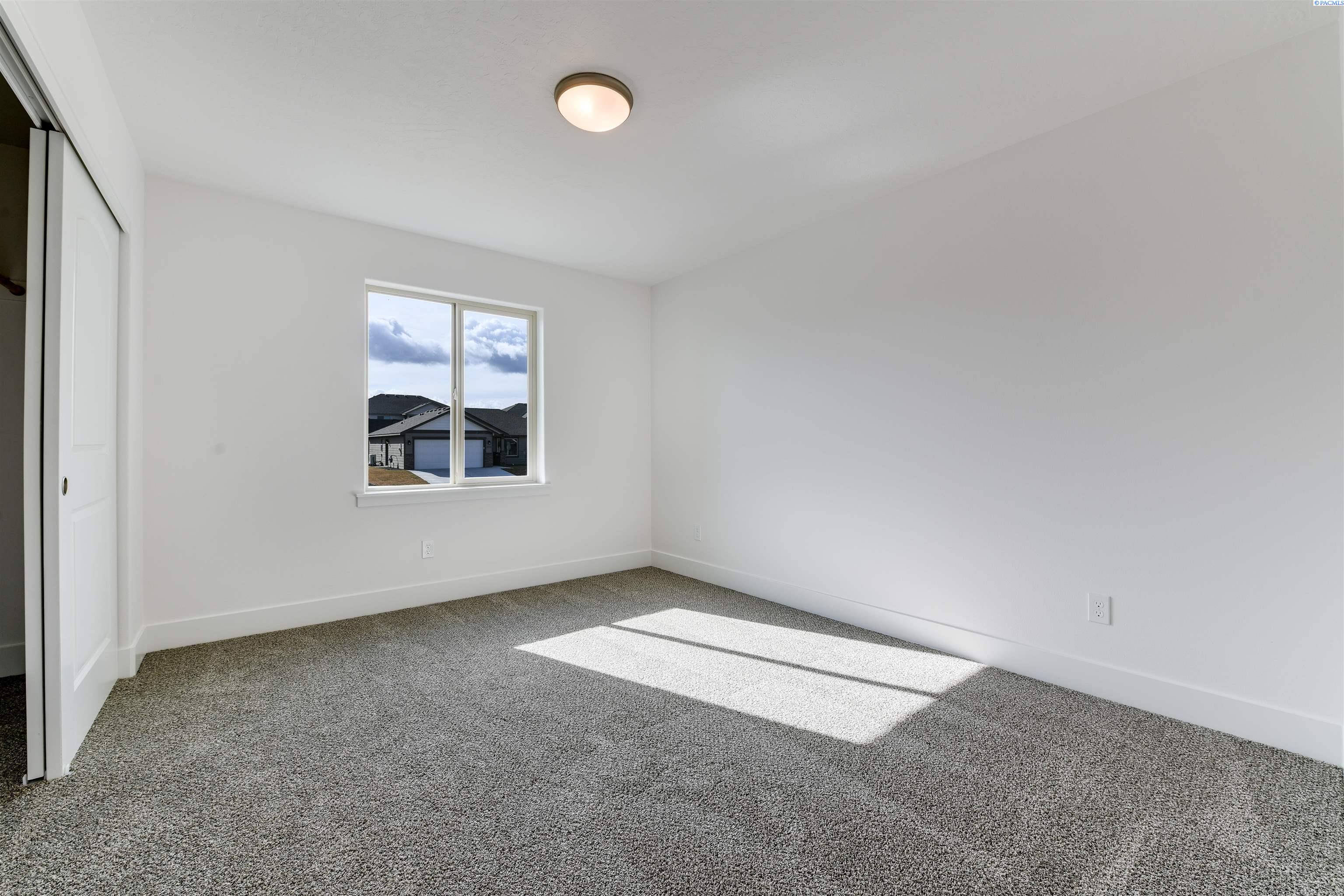 10505 Silverbright Dr
