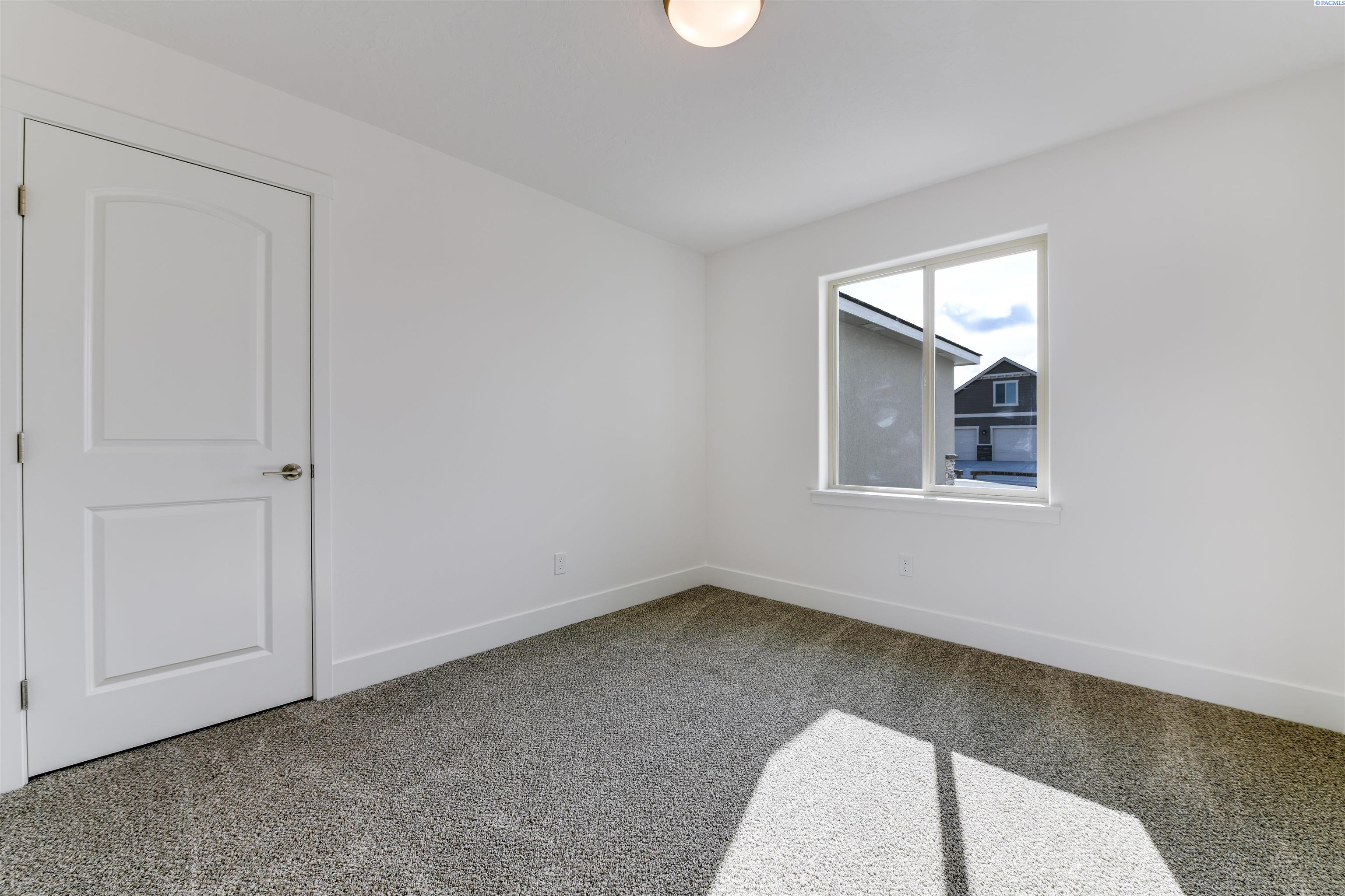 10505 Silverbright Dr