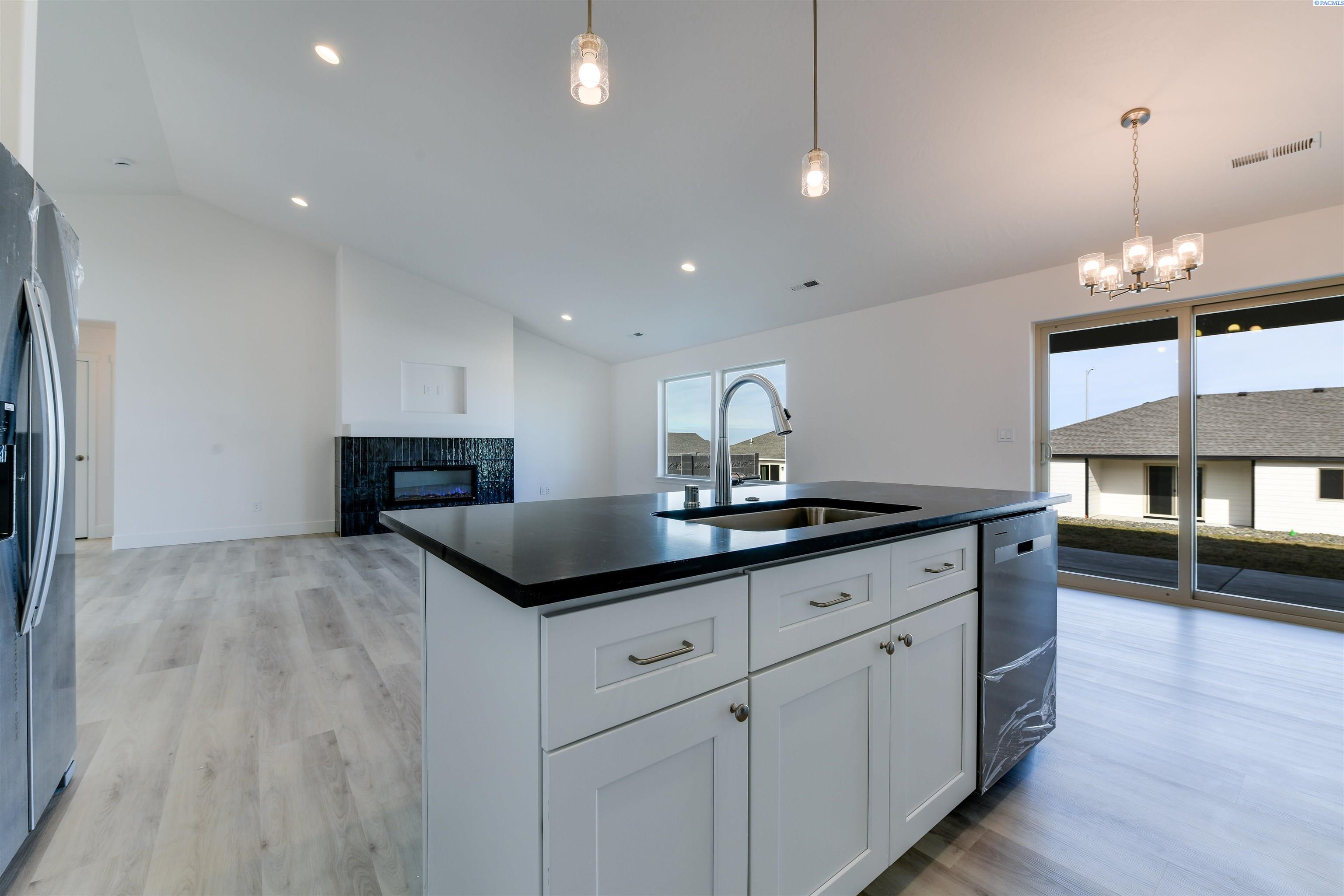 10505 Silverbright Dr