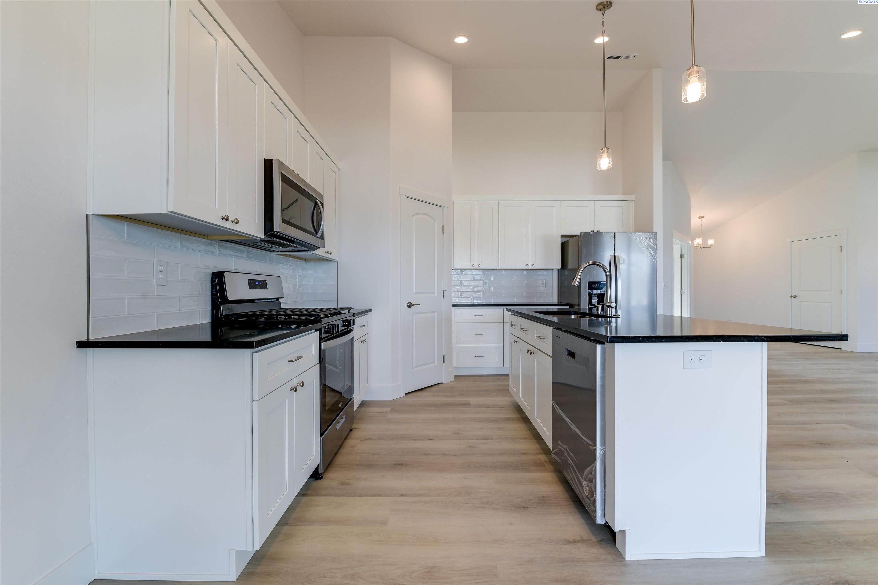 10505 Silverbright Dr