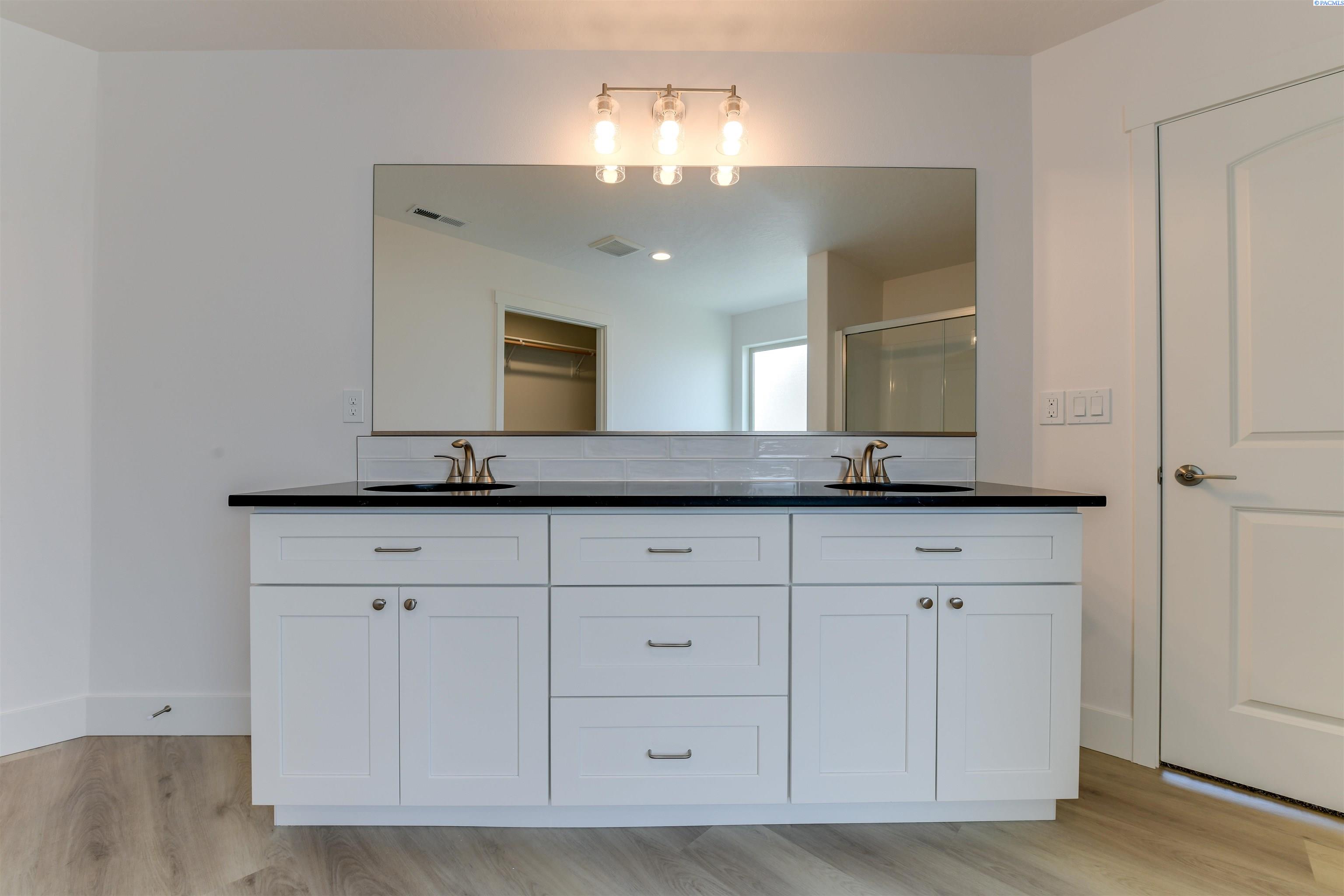 10505 Silverbright Dr