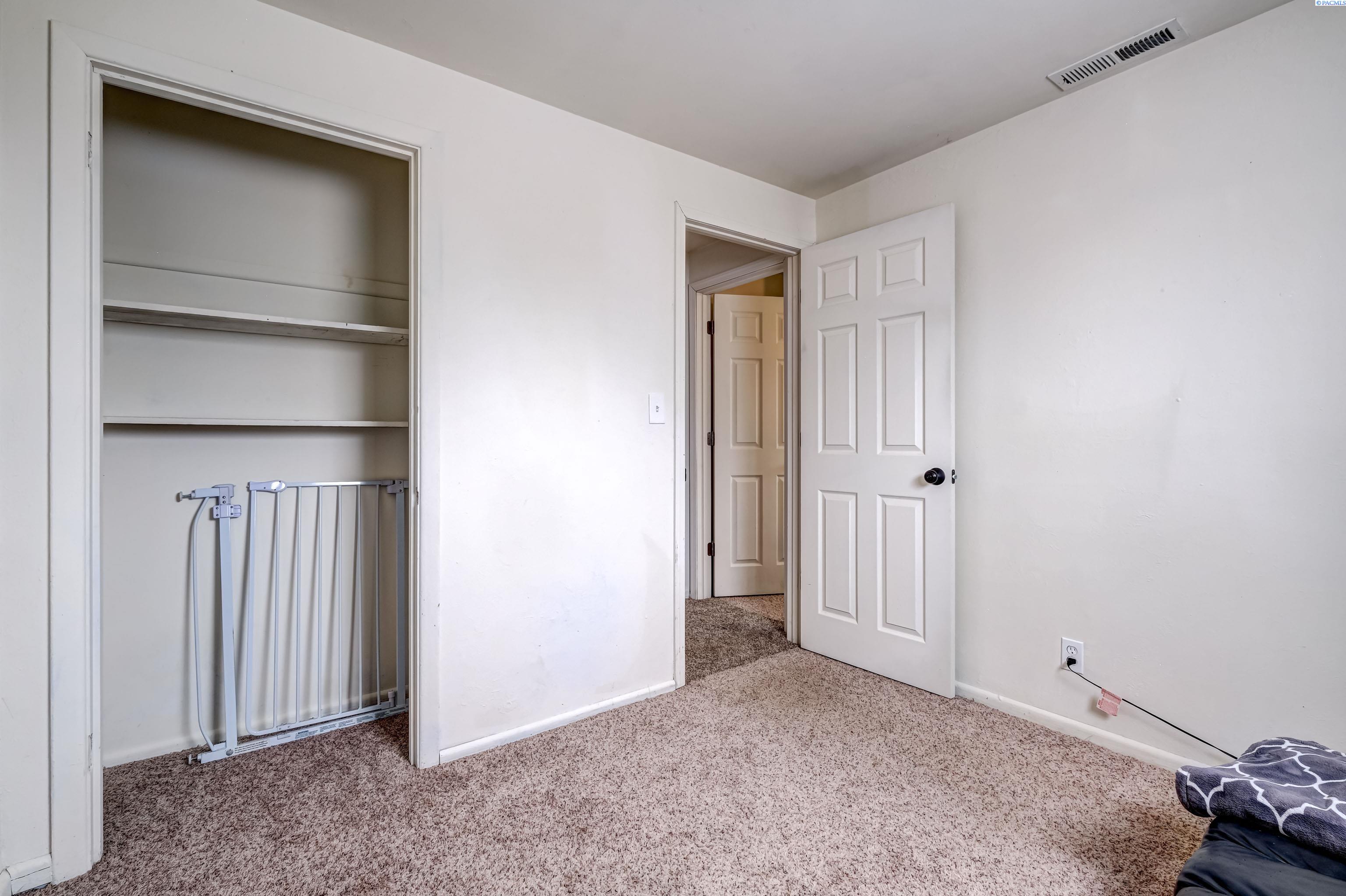 1318 W 3rd