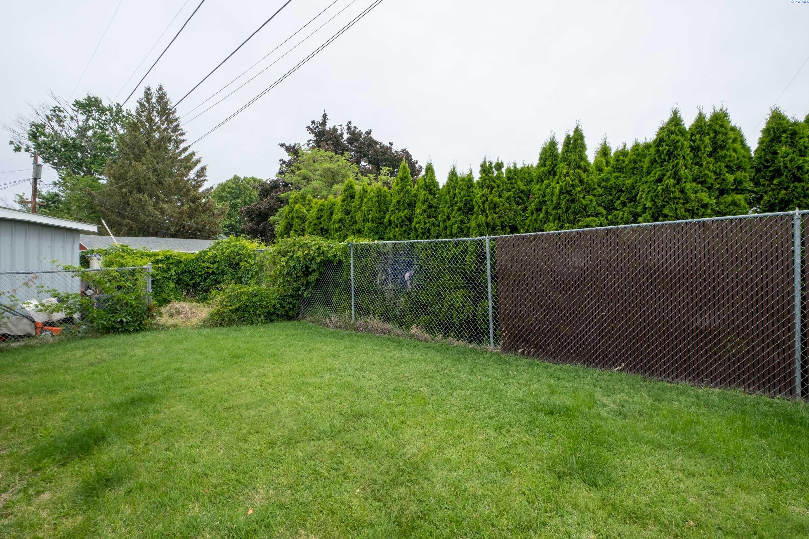 1318 W 3rd