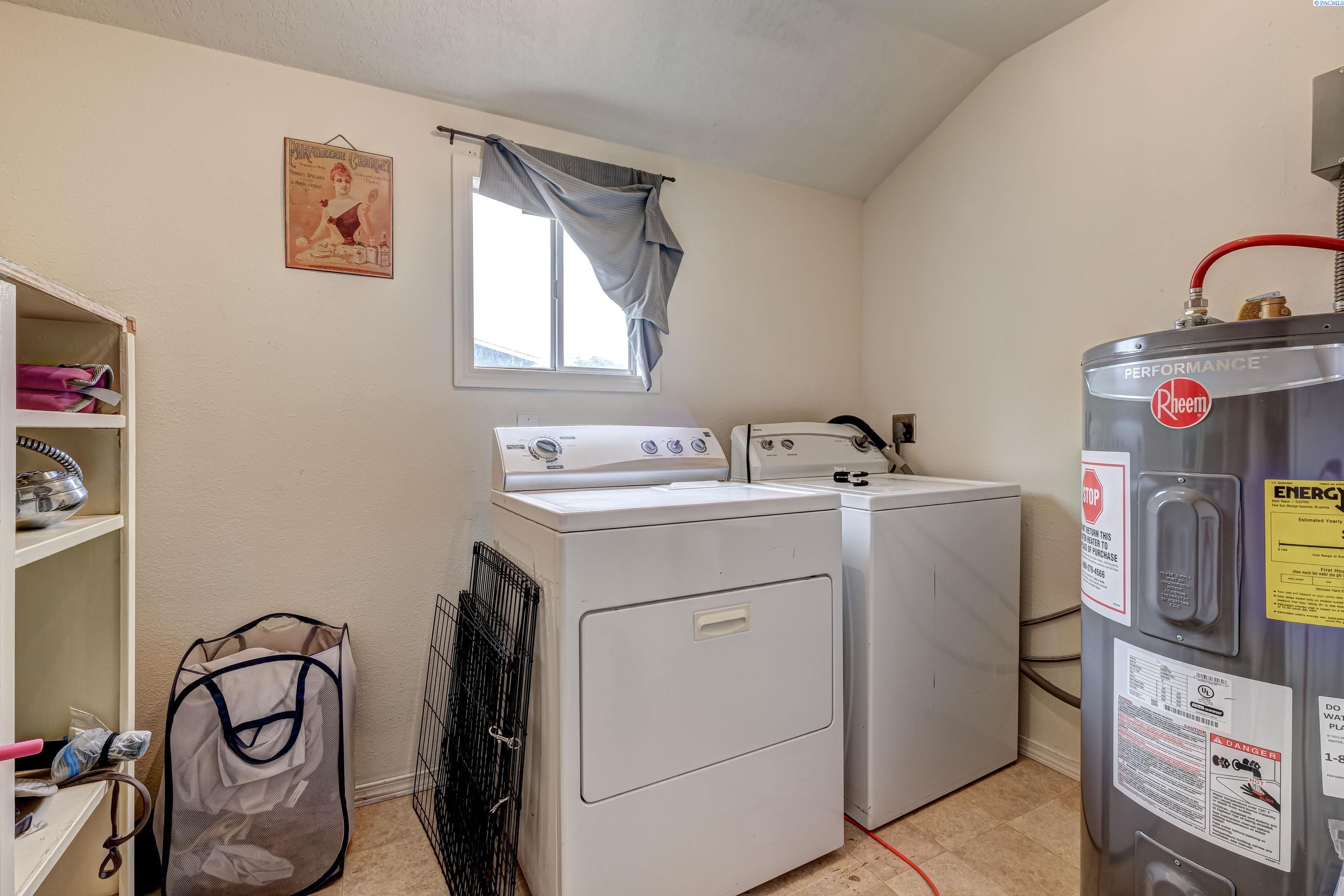 1318 W 3rd