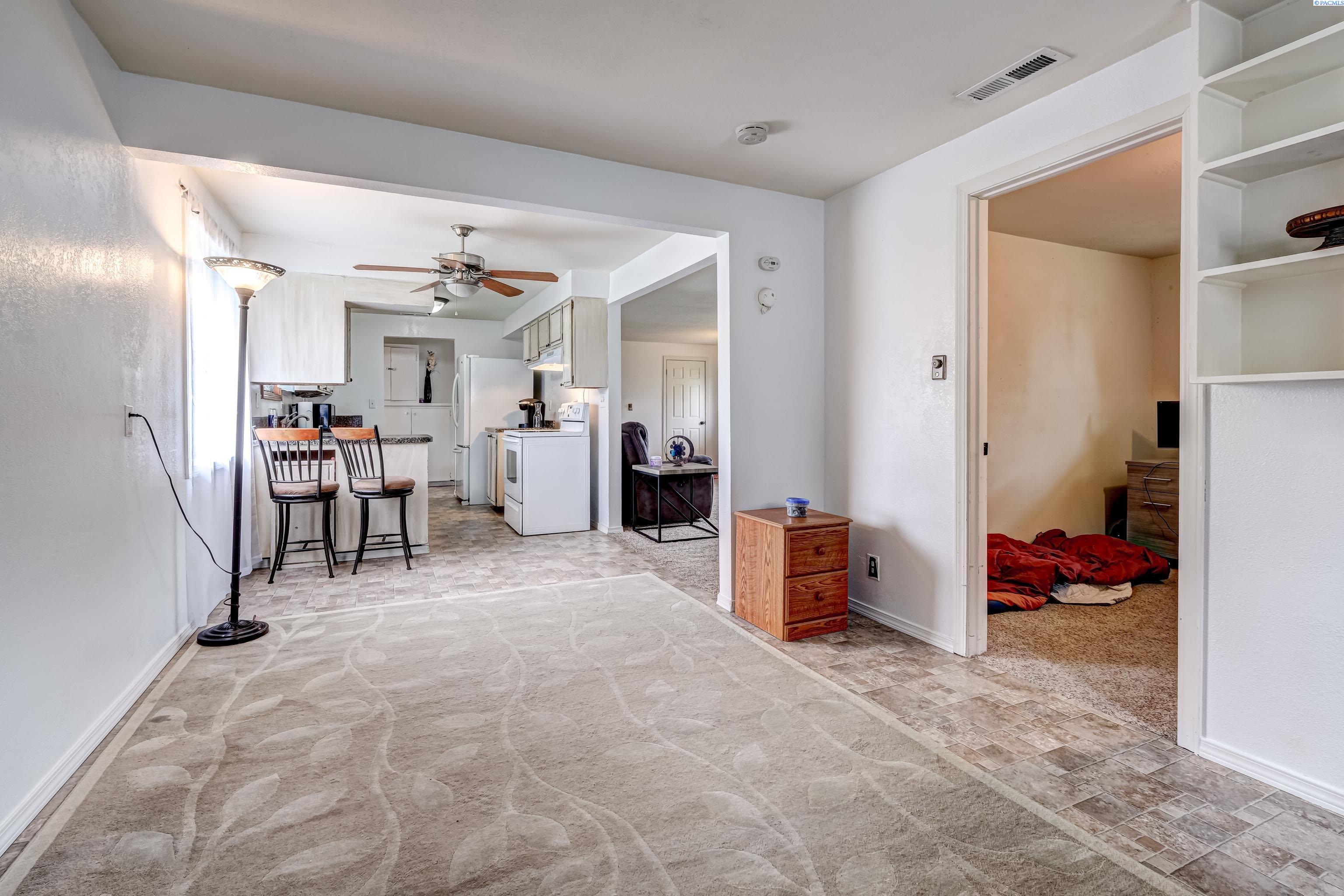 1318 W 3rd