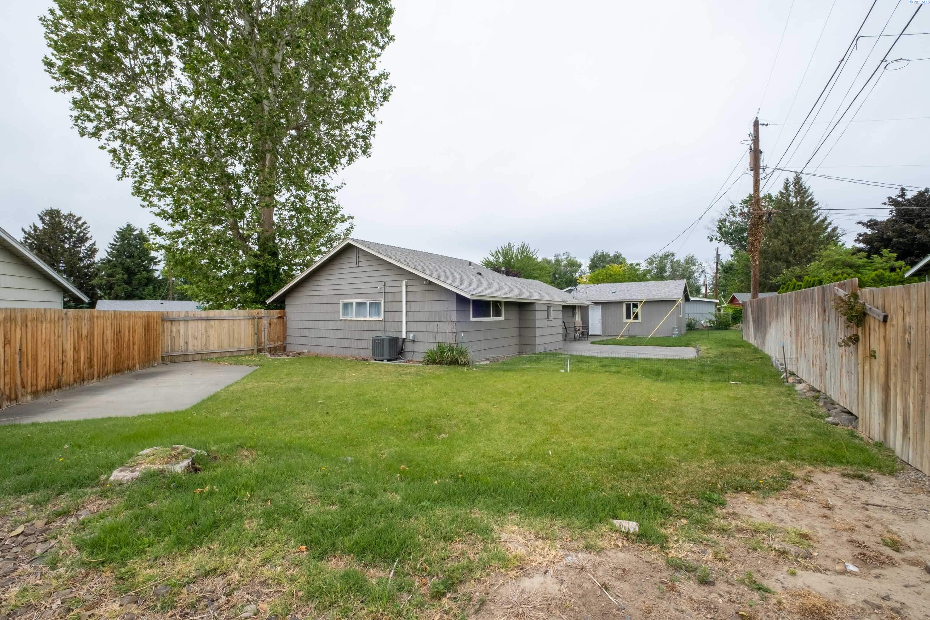 1318 W 3rd