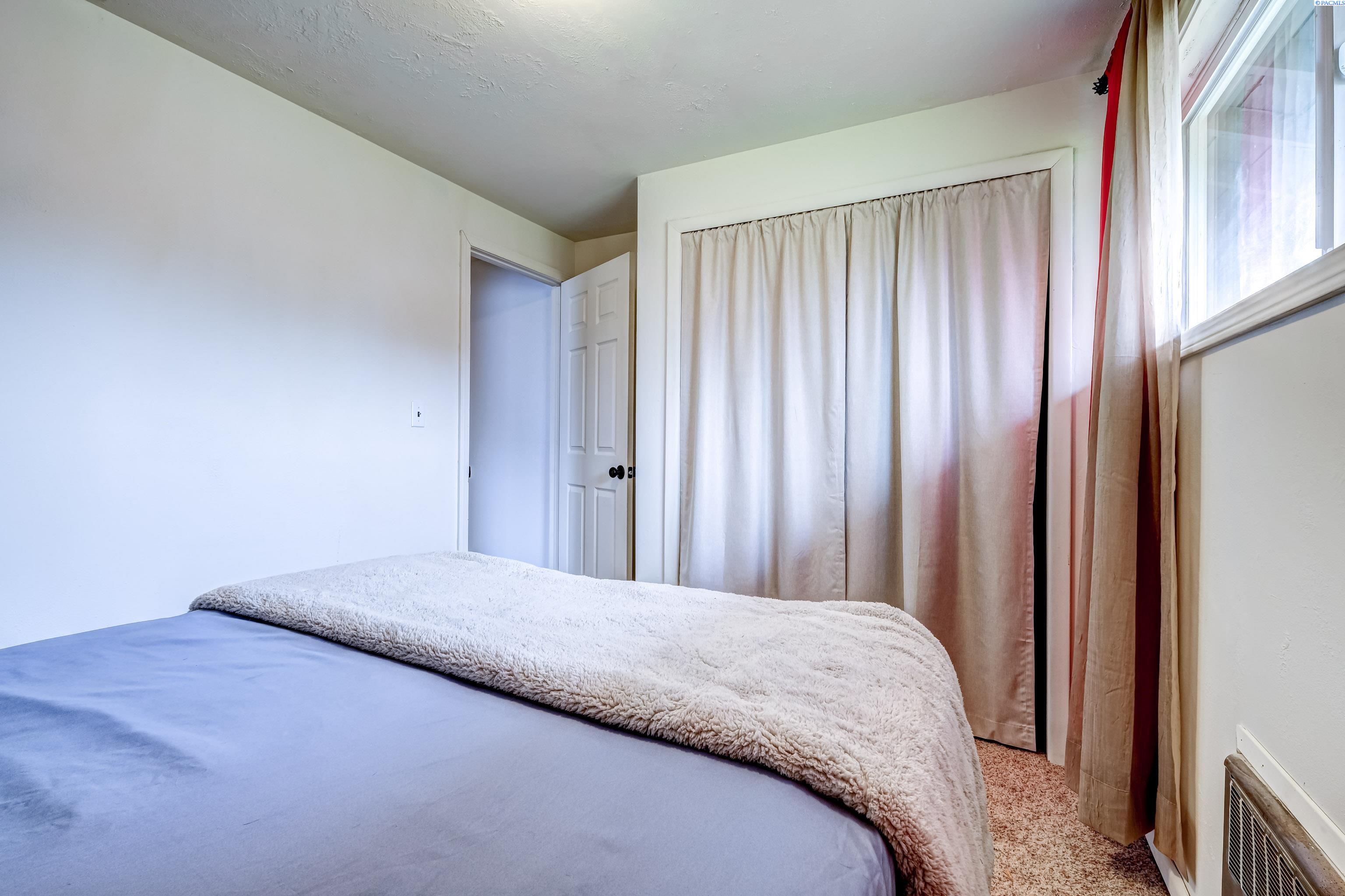 1318 W 3rd