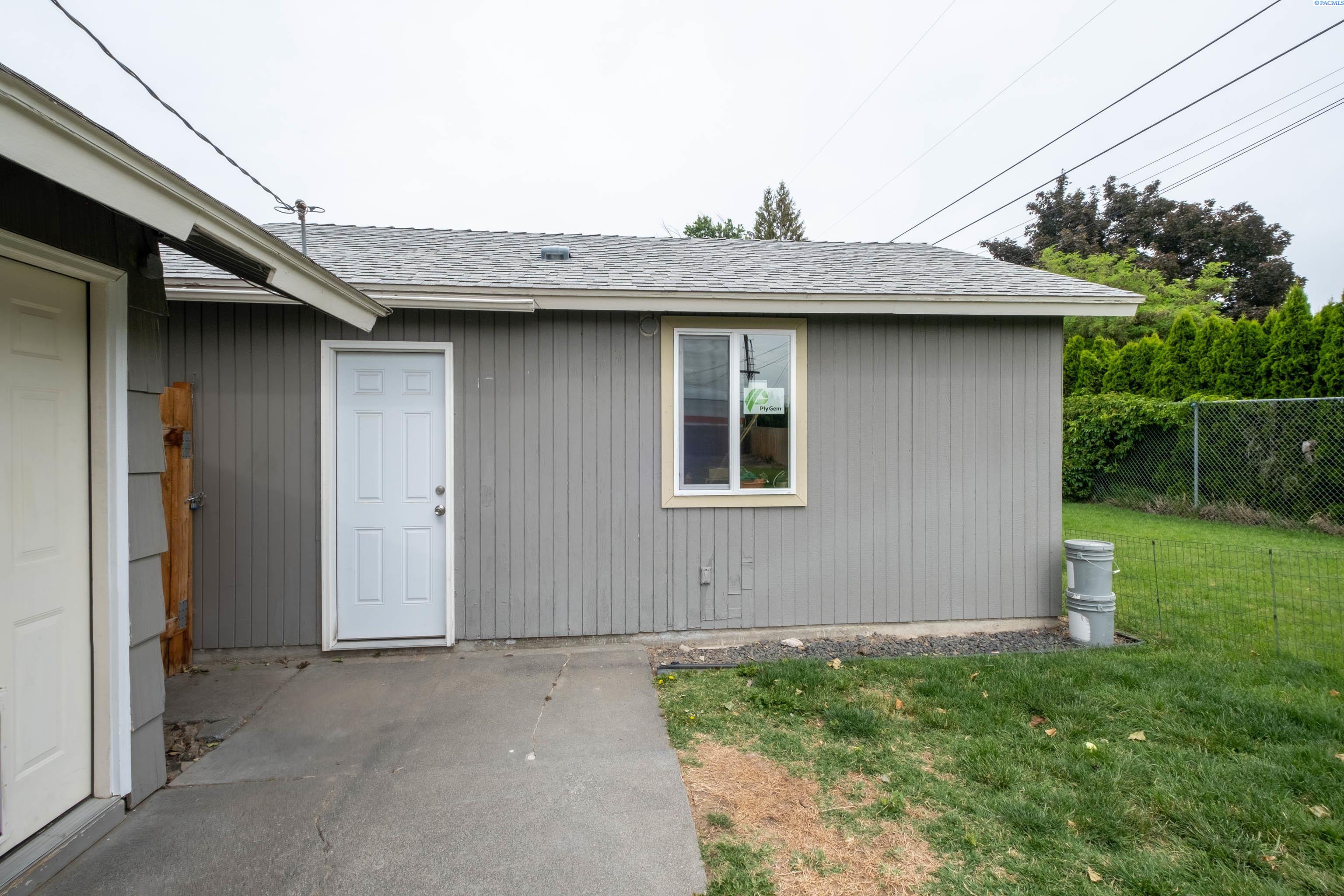 1318 W 3rd