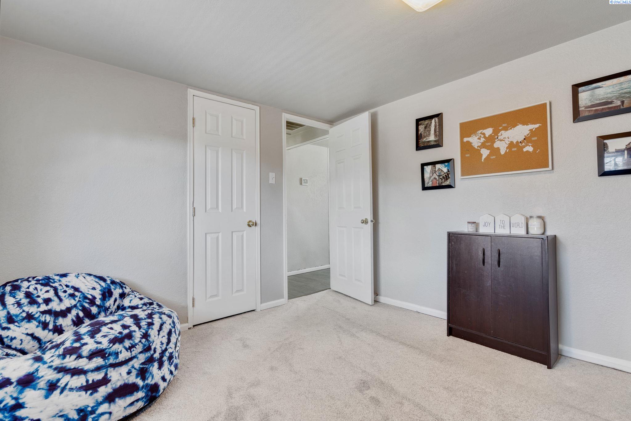 1515 Perkins Ave