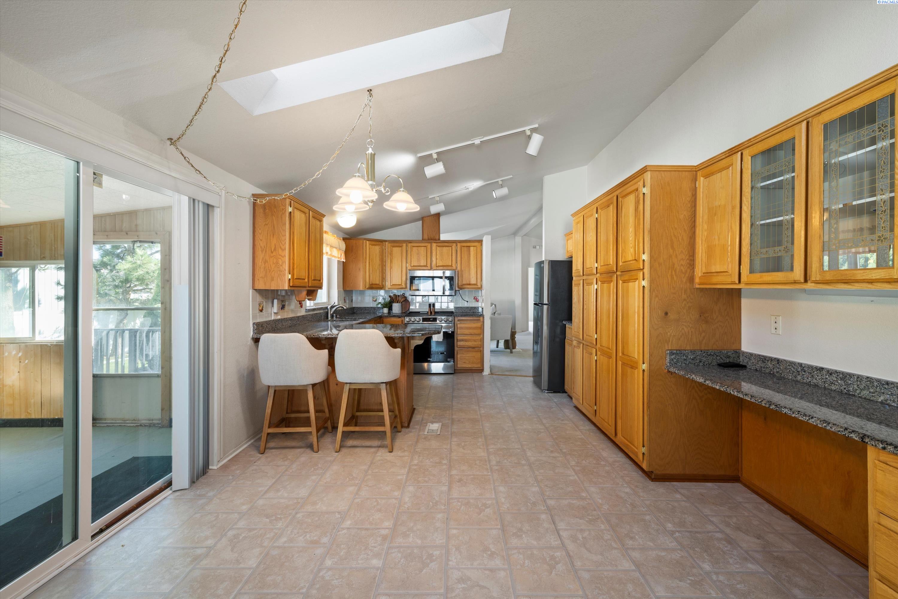 2906 Chicory Dr