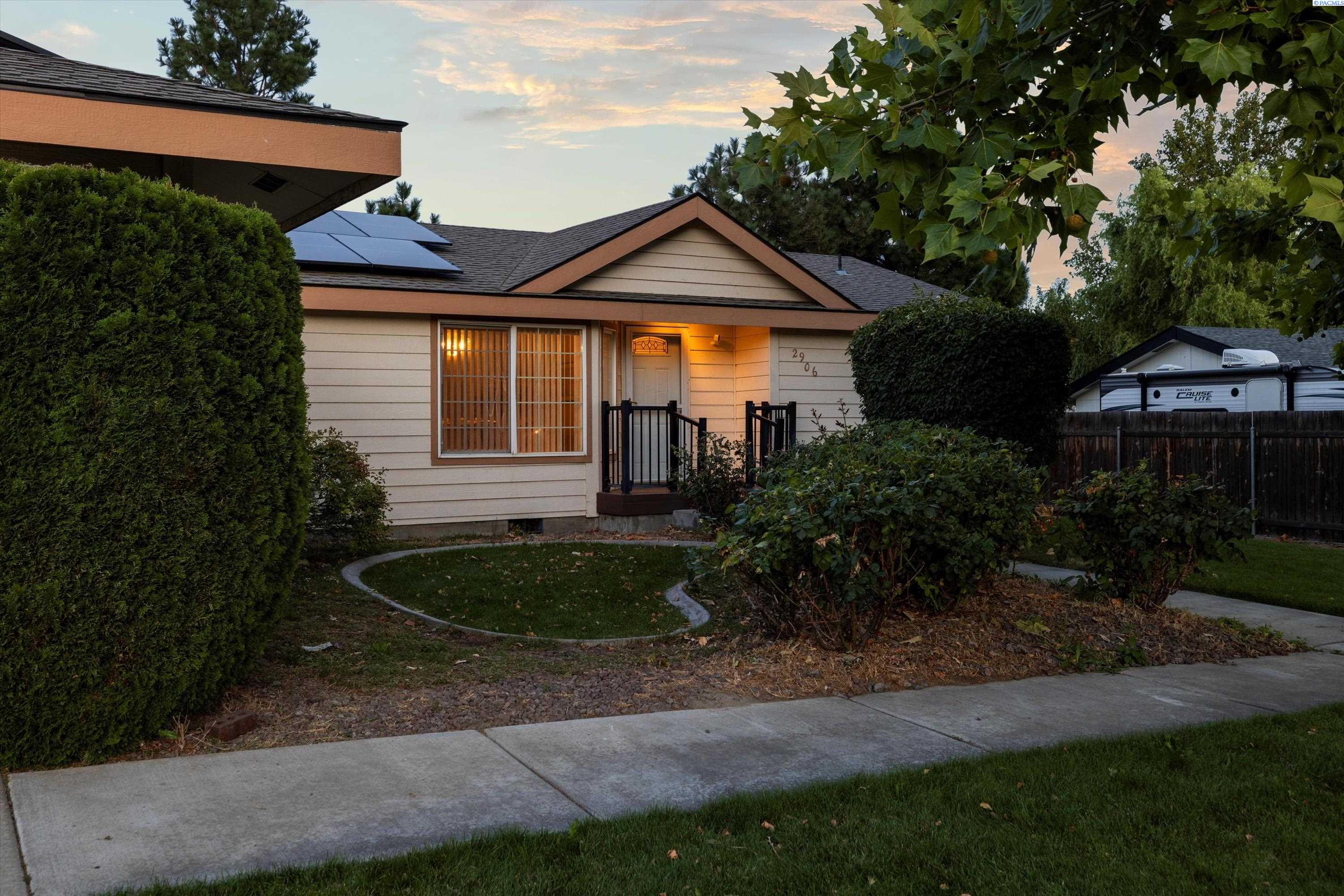 2906 Chicory Dr