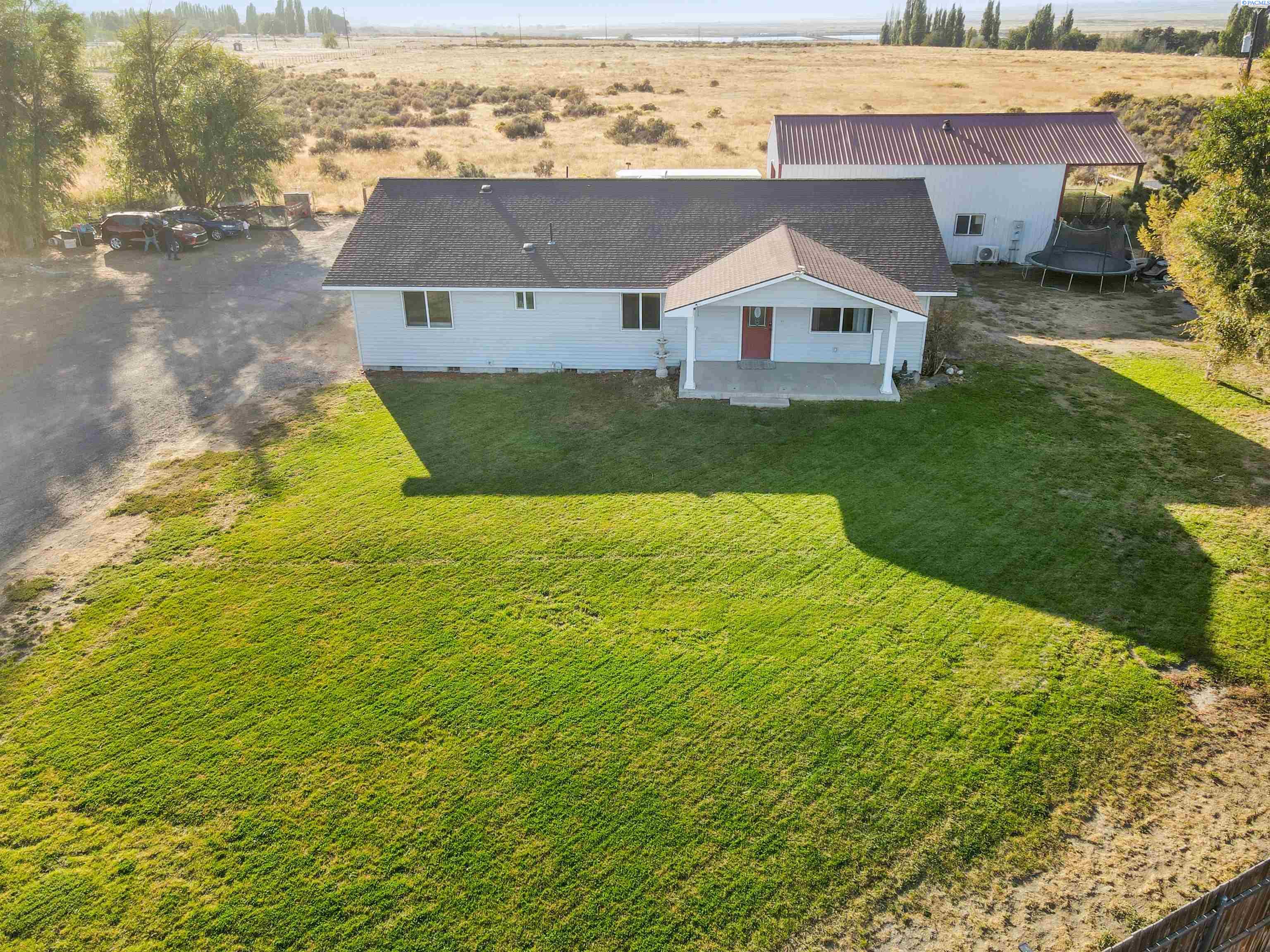 2220 W Sielaff Lane